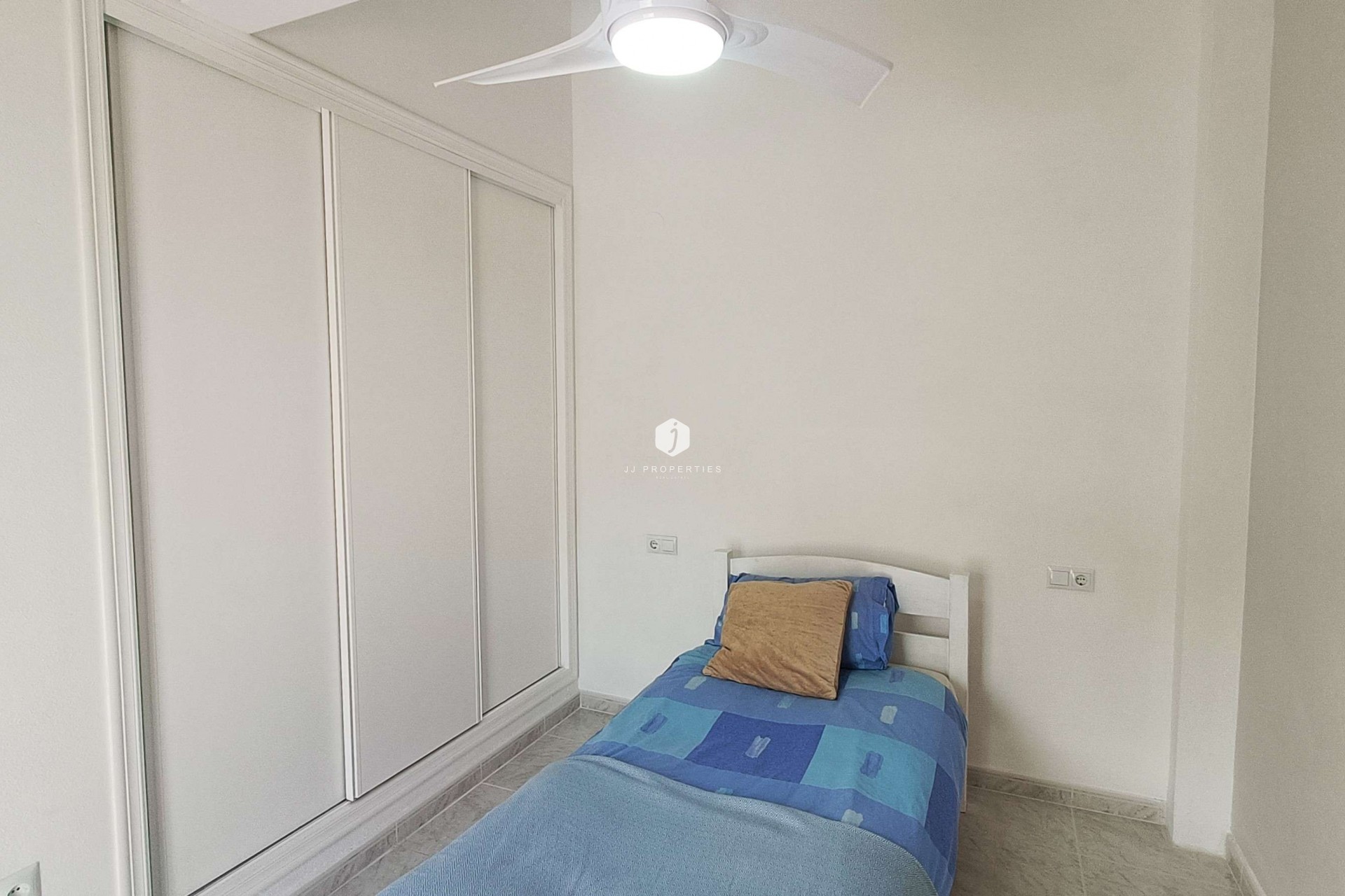 Tweedehands - Villa -
Rojales - Inland