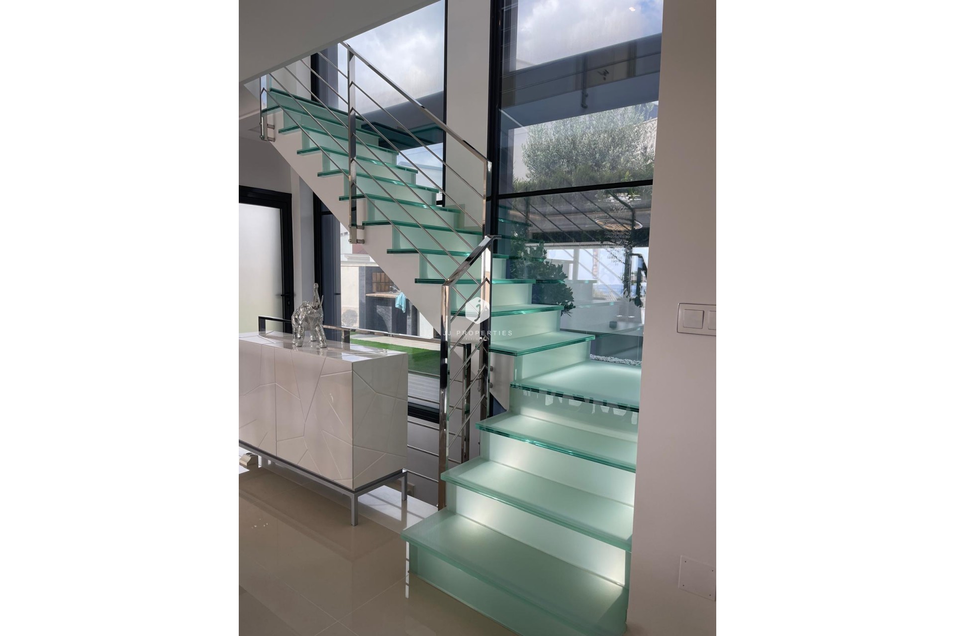 Tweedehands - Villa -
San Miguel de Salinas - Altos De San Miguel