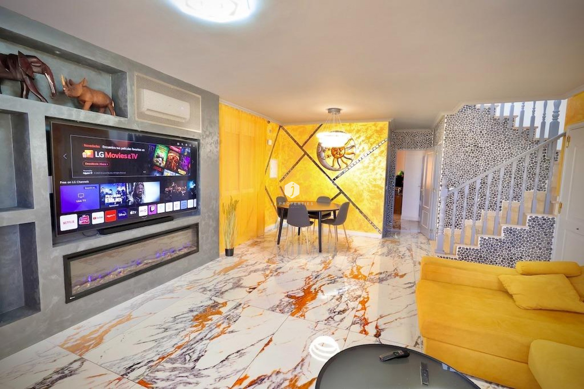 Tweedehands - Villa -
San Miguel de Salinas - Inland