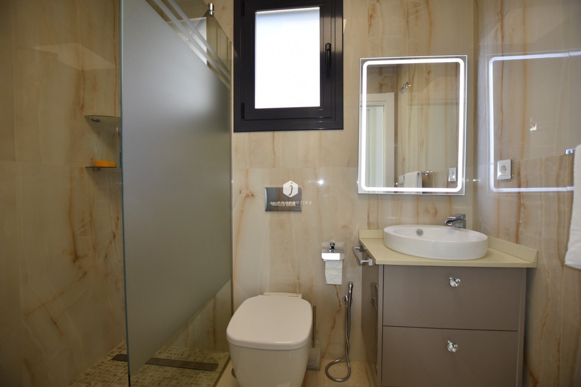 Tweedehands - Villa -
San Miguel de Salinas - Inland