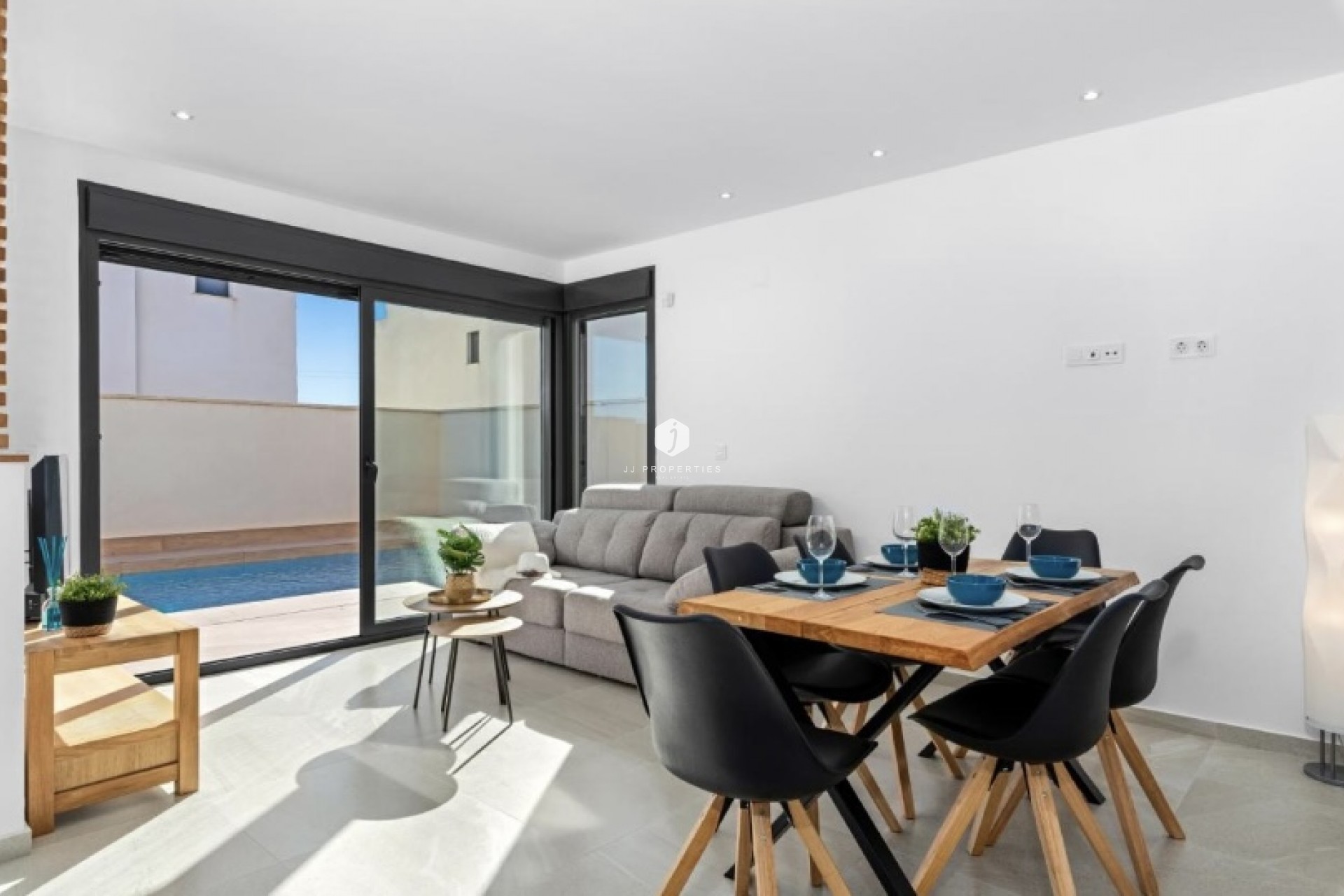 Tweedehands - Villa -
San Miguel de Salinas - Inland