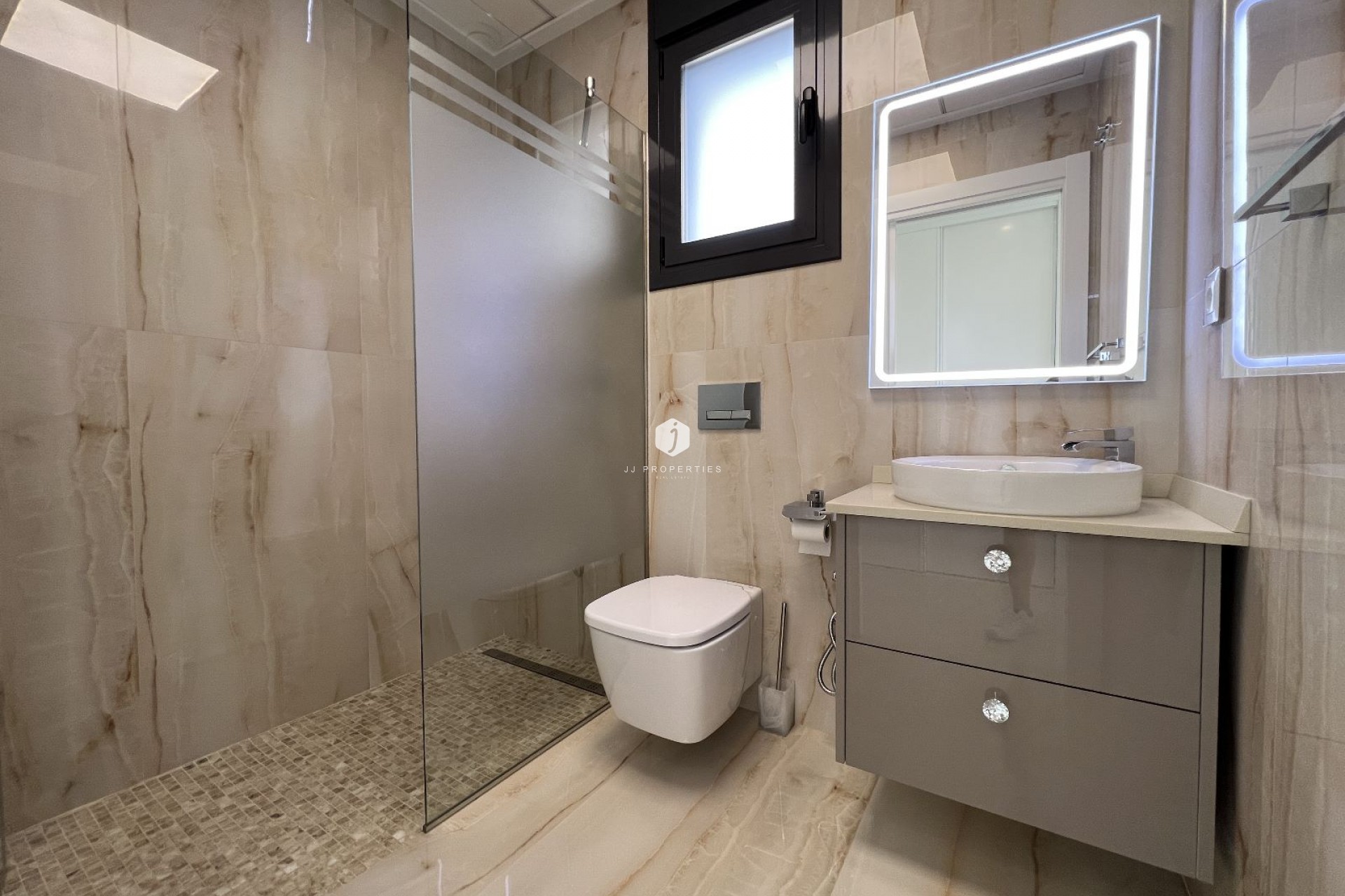 Tweedehands - Villa -
San Miguel de Salinas - Inland