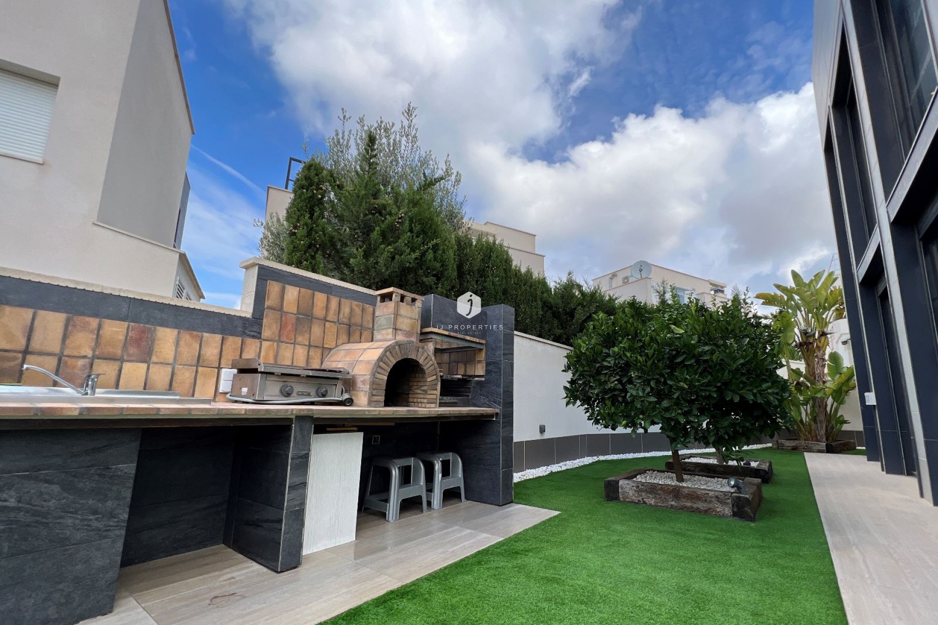 Tweedehands - Villa -
San Miguel de Salinas - Inland