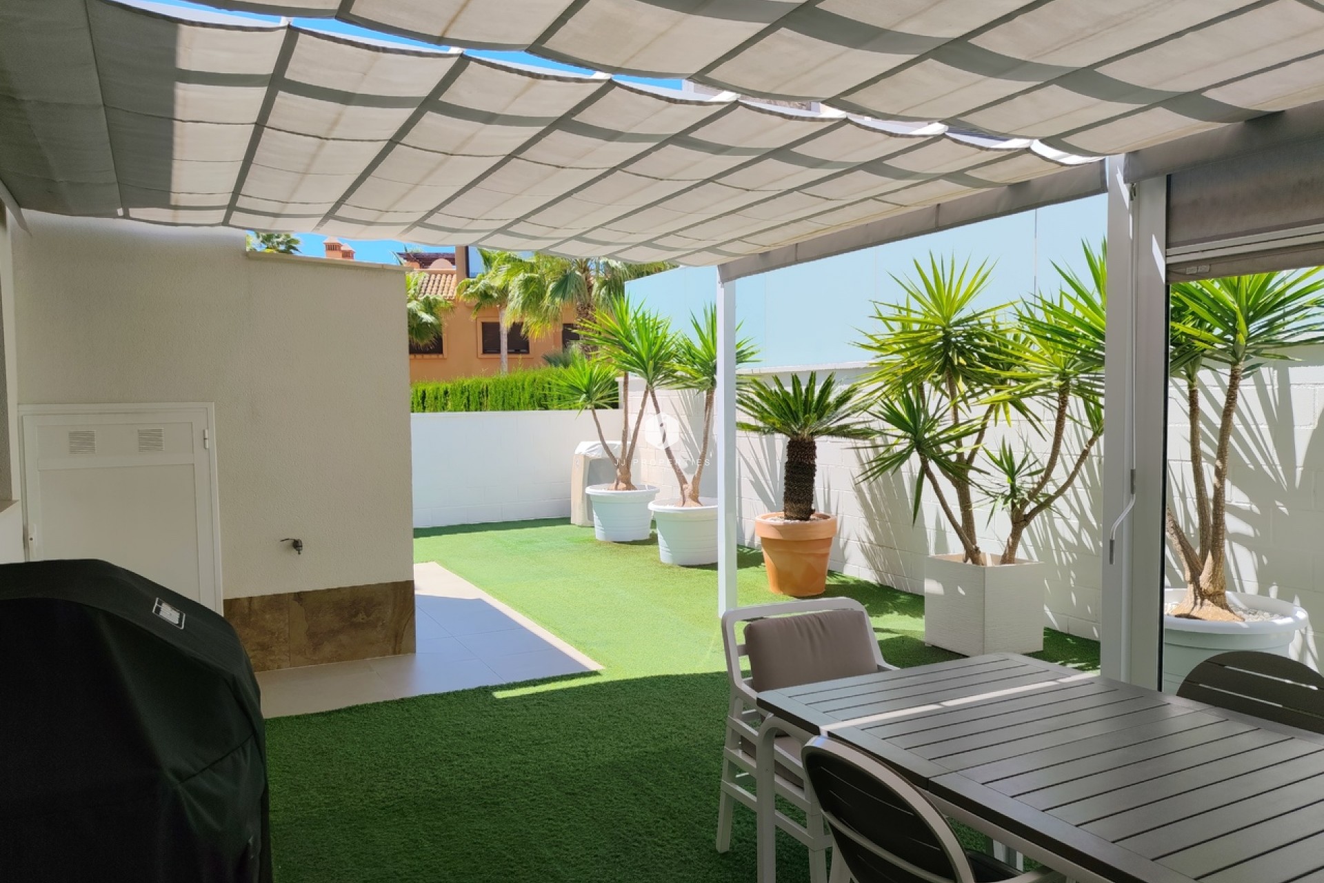 Tweedehands - Villa -
San Miguel de Salinas - Inland