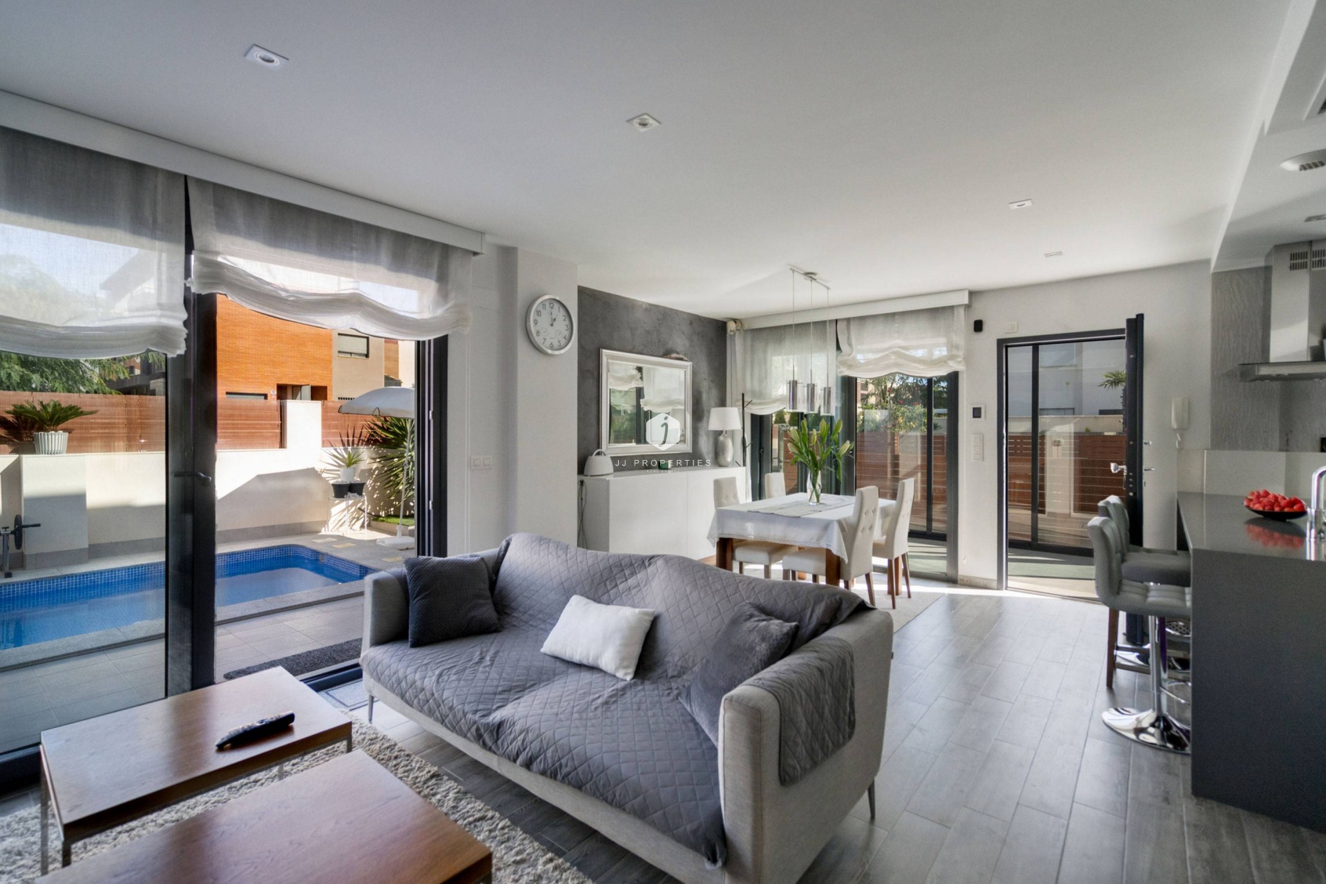 Tweedehands - Villa -
Torrevieja - Aguas Nuevas 2