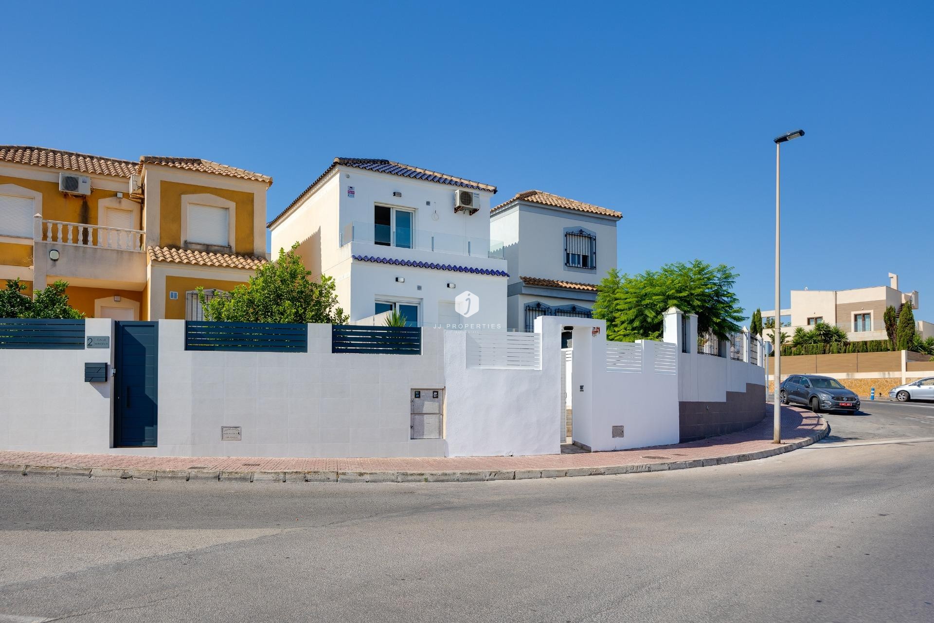 Tweedehands - Villa -
Torrevieja - aguas nuevas