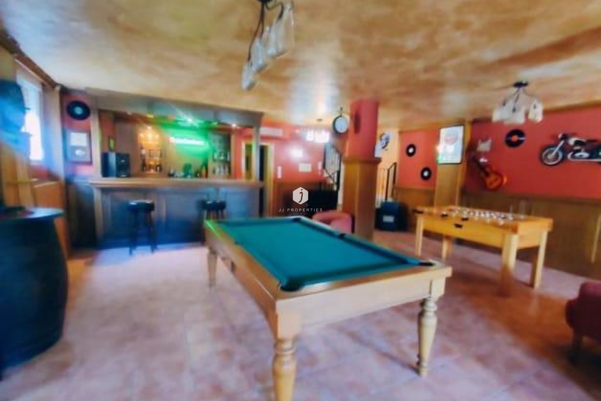 Tweedehands - Villa -
Torrevieja - aguas nuevas