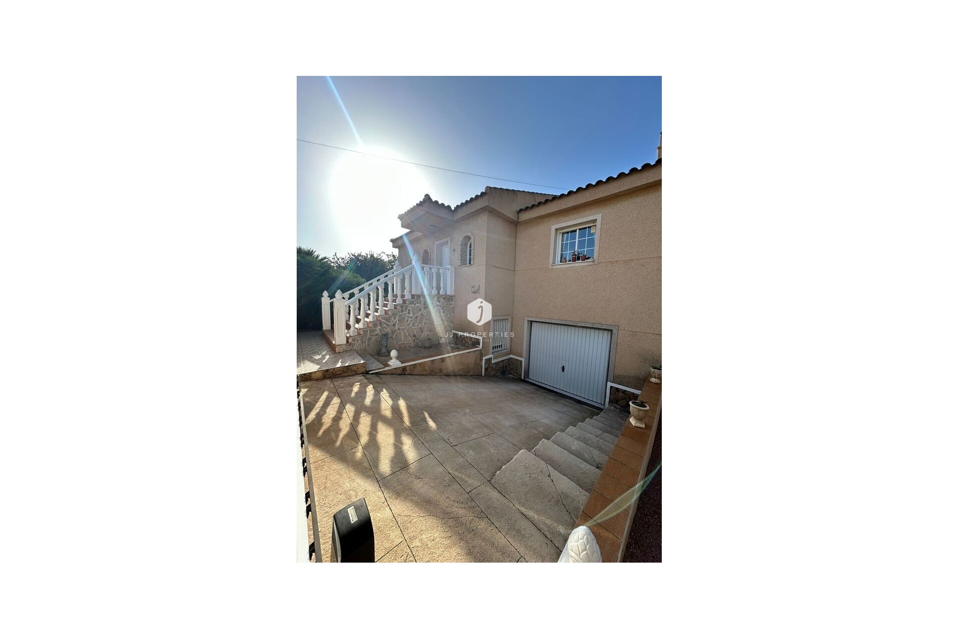 Tweedehands - Villa -
Torrevieja - aguas nuevas