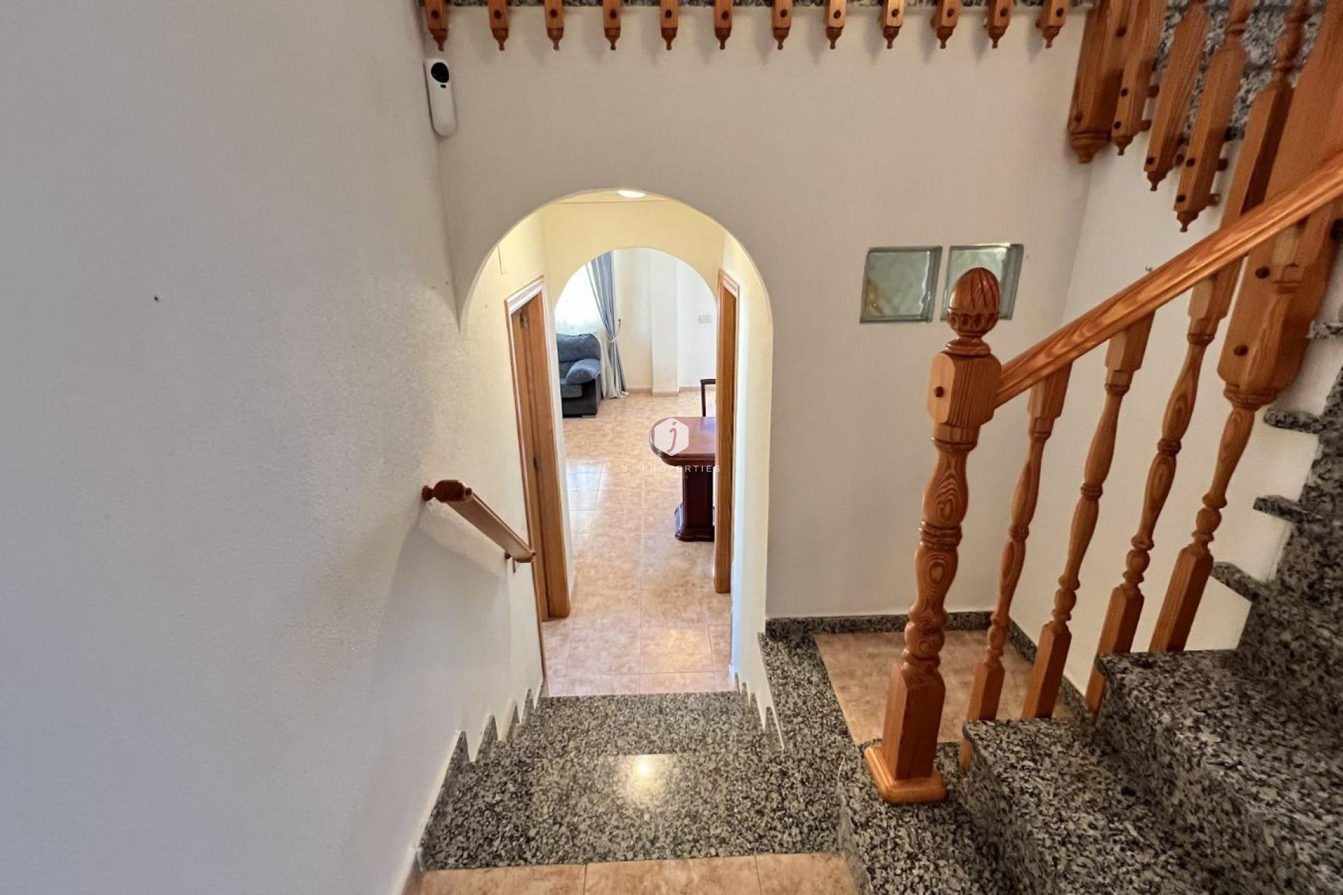 Tweedehands - Villa -
Torrevieja - aguas nuevas