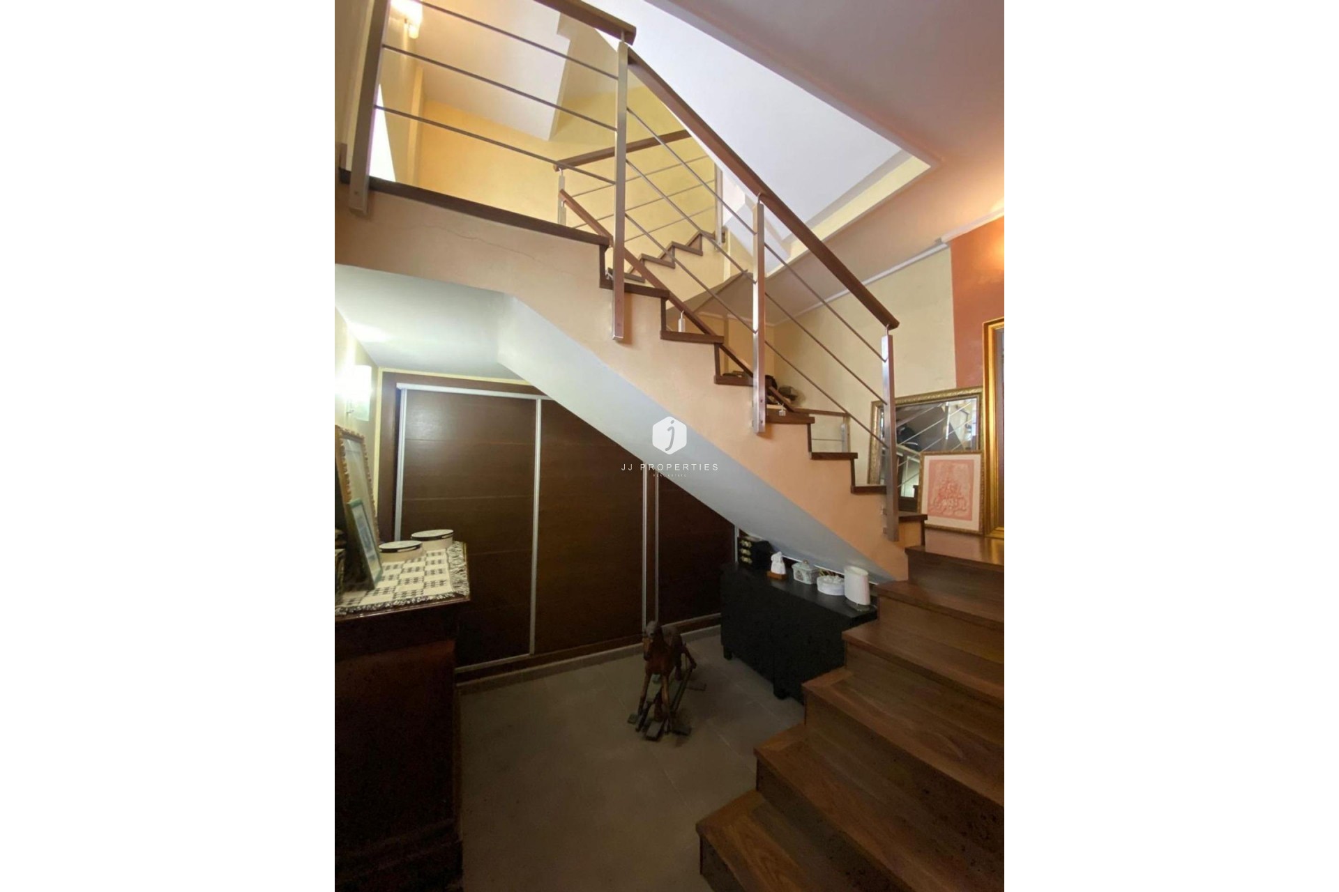 Tweedehands - Villa -
Torrevieja - Centro - Muelle Pesquero