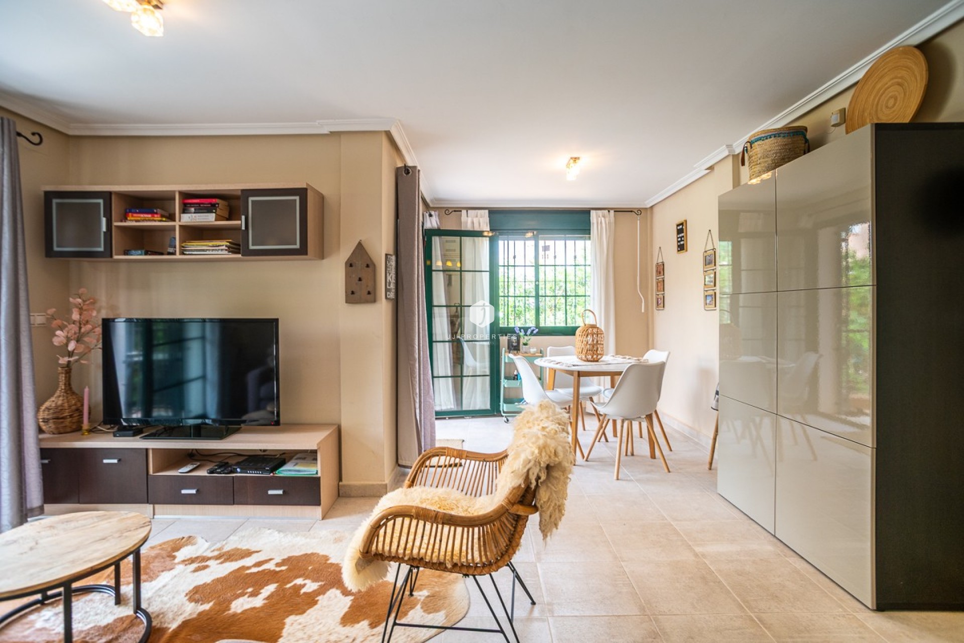 Tweedehands - Villa -
Torrevieja - Costa Blanca