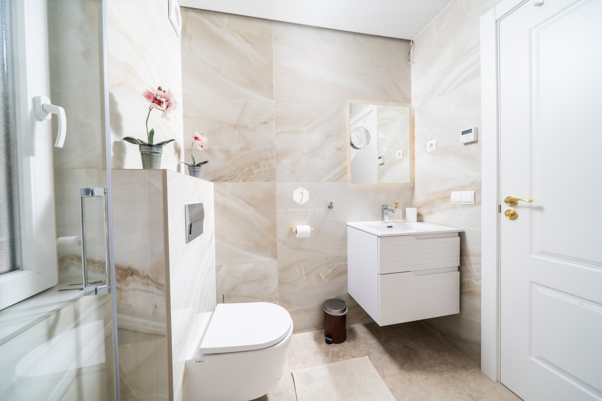 Tweedehands - Villa -
Torrevieja - Costa Blanca