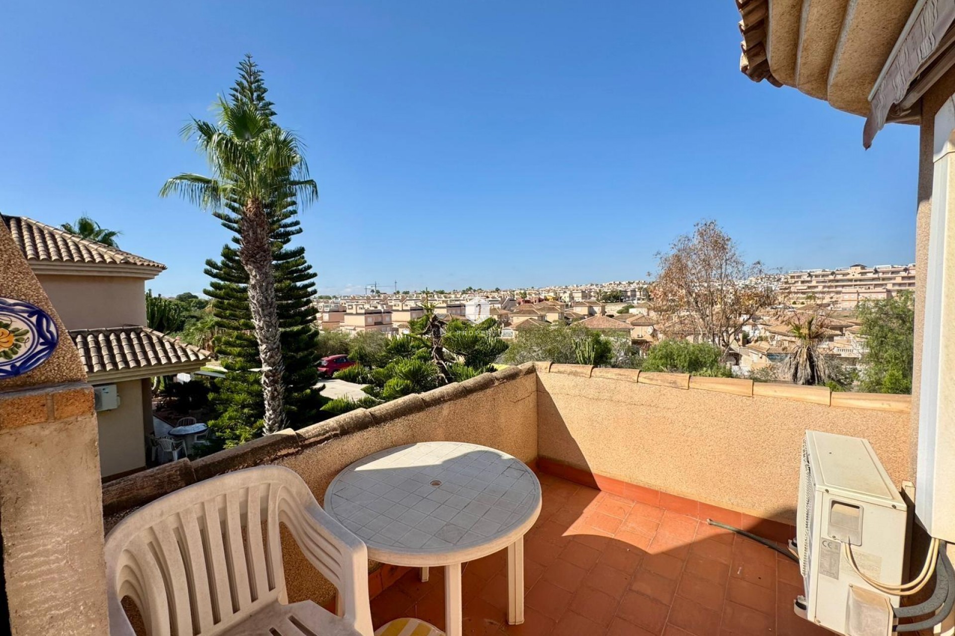 Tweedehands - Villa -
Torrevieja - Costa Blanca