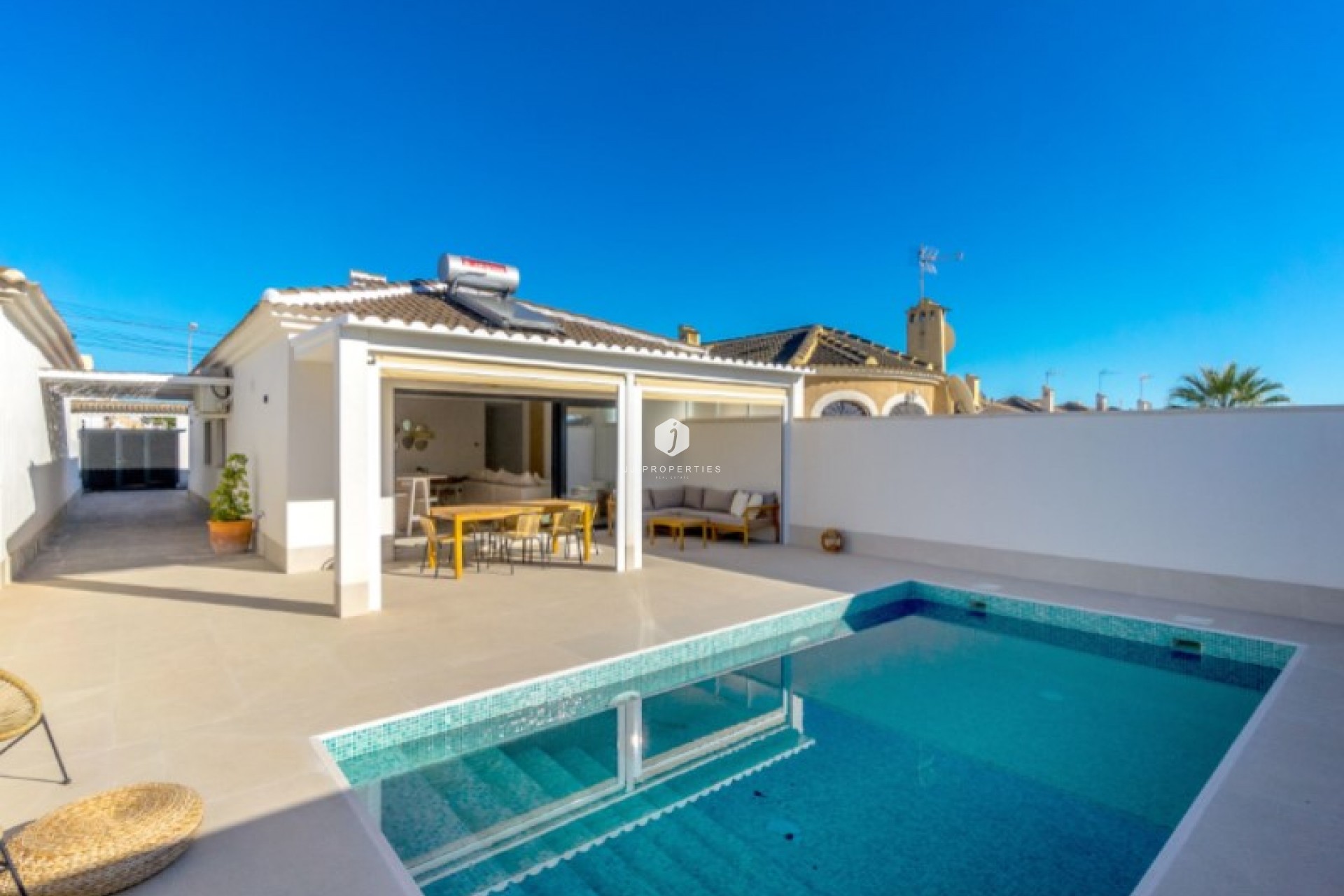 Tweedehands - Villa -
Torrevieja - Costa Blanca