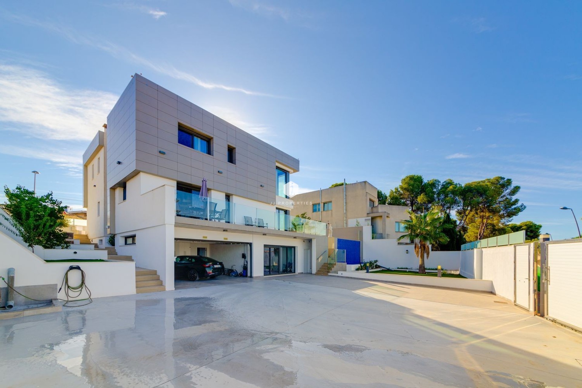 Tweedehands - Villa -
Torrevieja - Costa Blanca