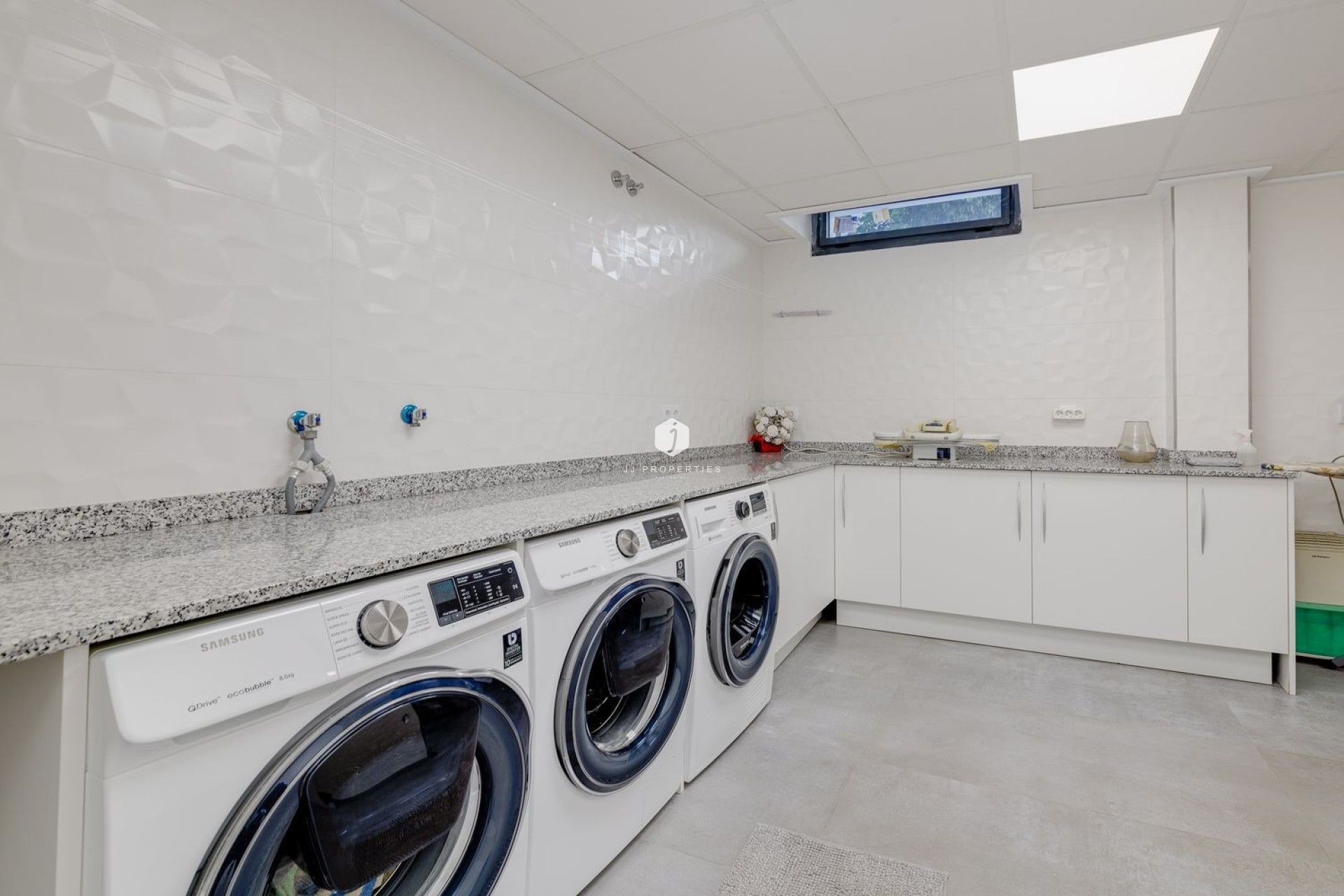 Tweedehands - Villa -
Torrevieja - Costa Blanca