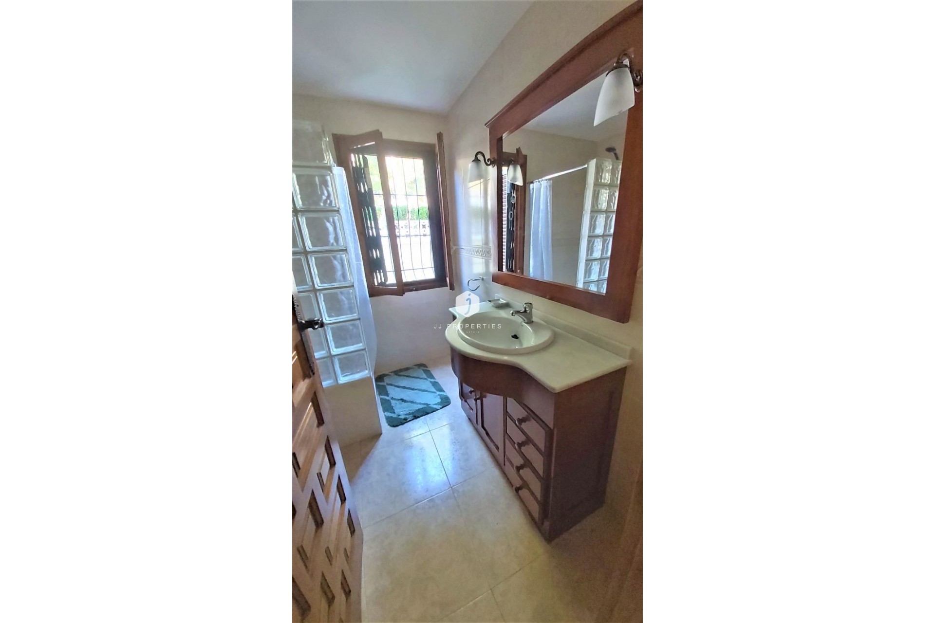 Tweedehands - Villa -
Torrevieja - Costa Blanca