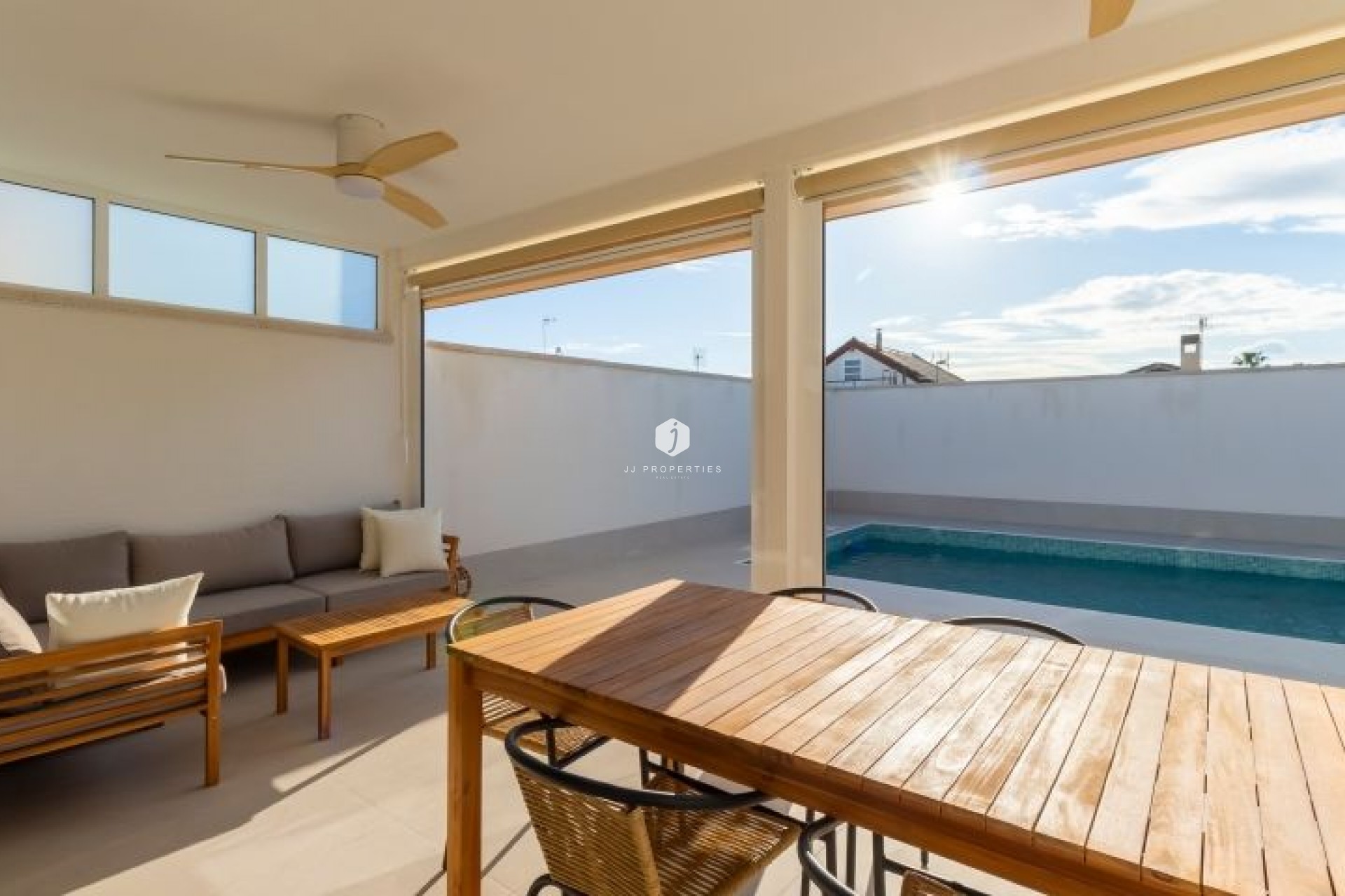 Tweedehands - Villa -
Torrevieja - Costa Blanca