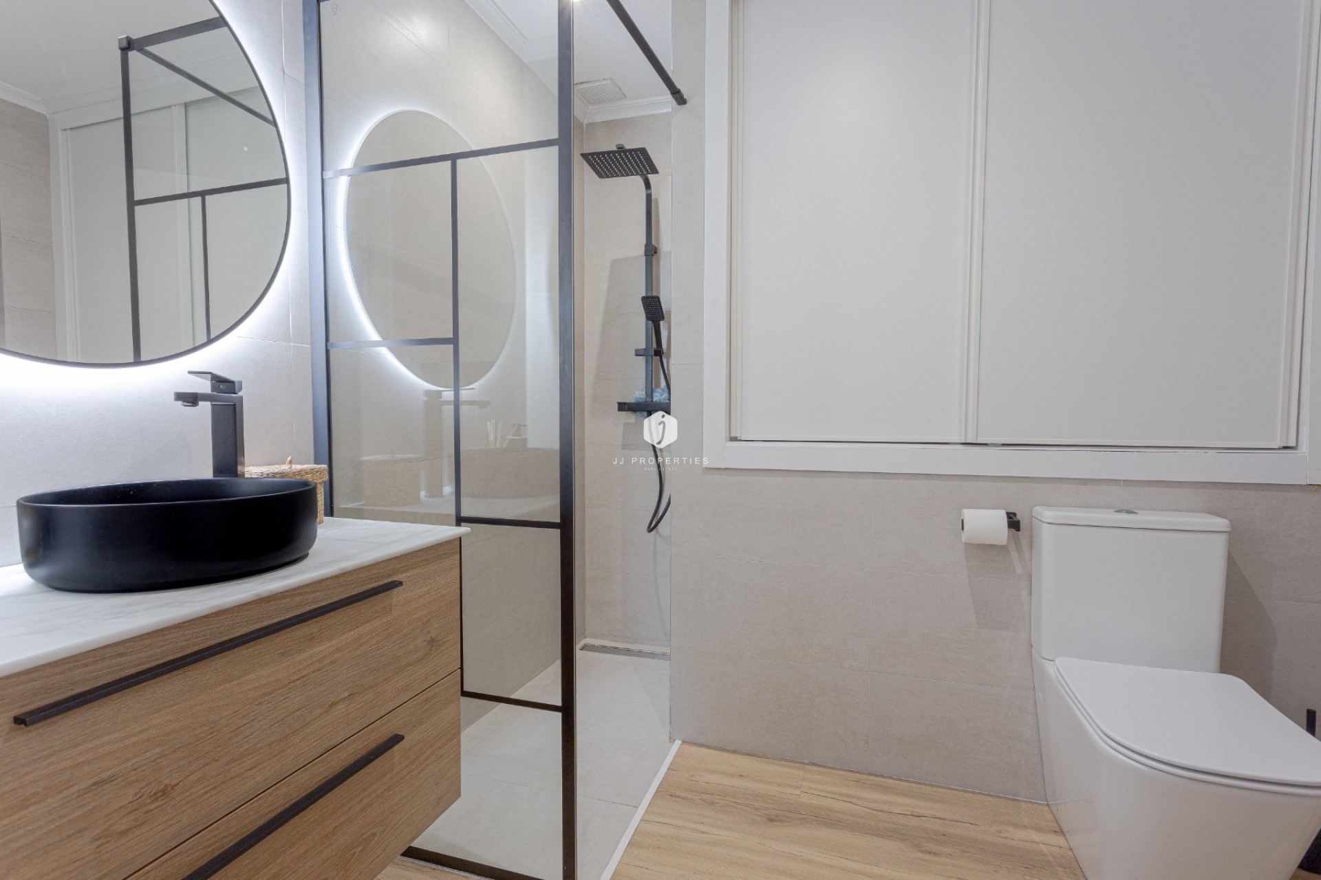 Tweedehands - Villa -
Torrevieja - Costa Blanca