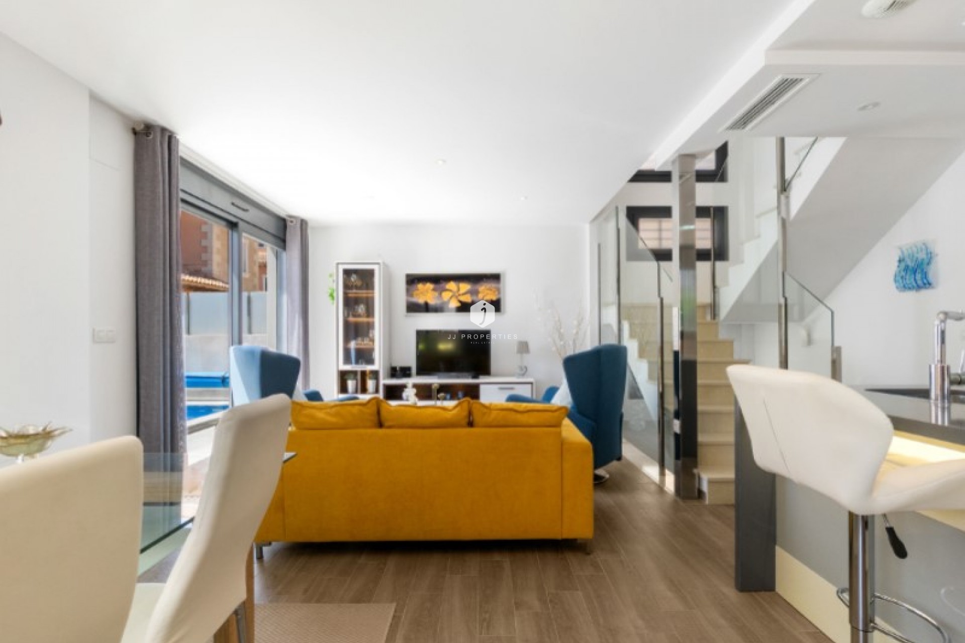 Tweedehands - Villa -
Torrevieja - Costa Blanca