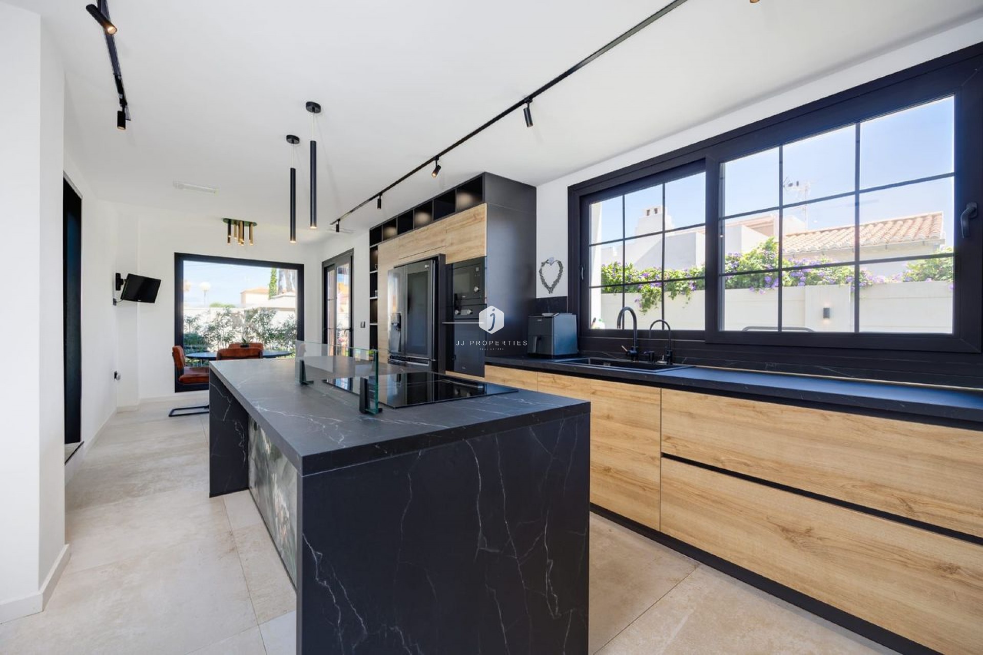 Tweedehands - Villa -
Torrevieja - Costa Blanca