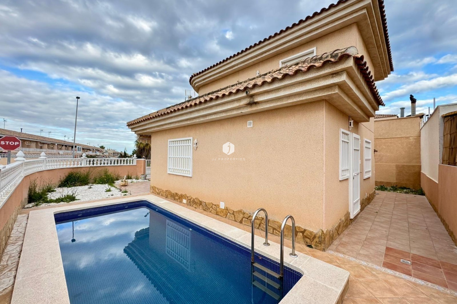 Tweedehands - Villa -
Torrevieja - Costa Blanca