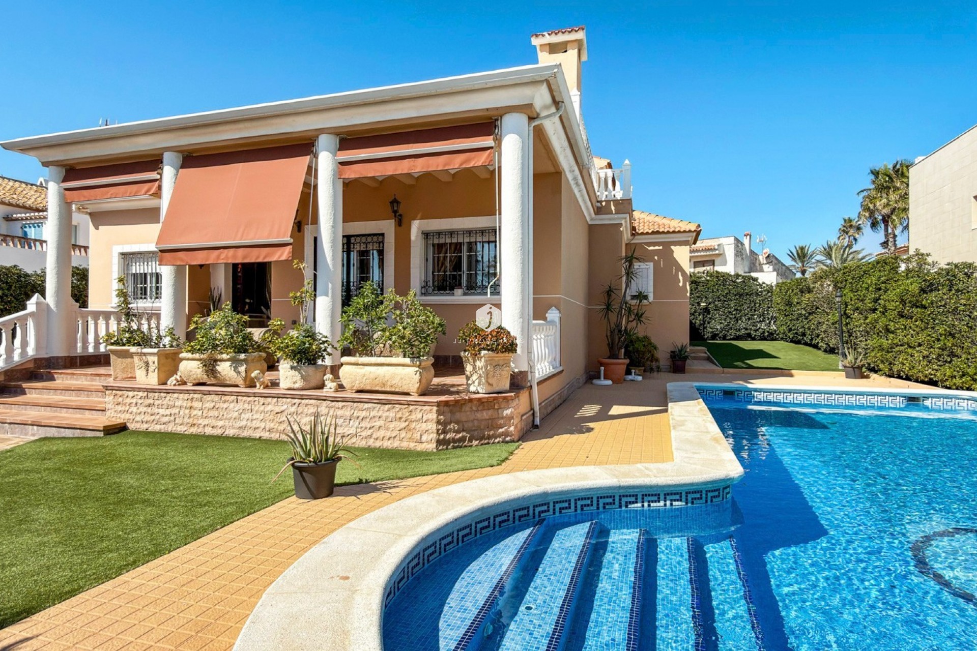 Tweedehands - Villa -
Torrevieja - Costa Blanca