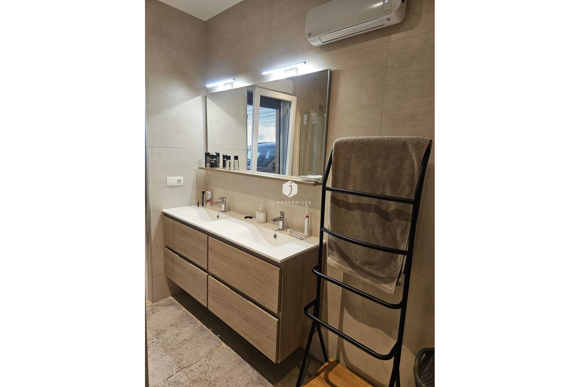 Tweedehands - Villa -
Torrevieja - Costa Blanca