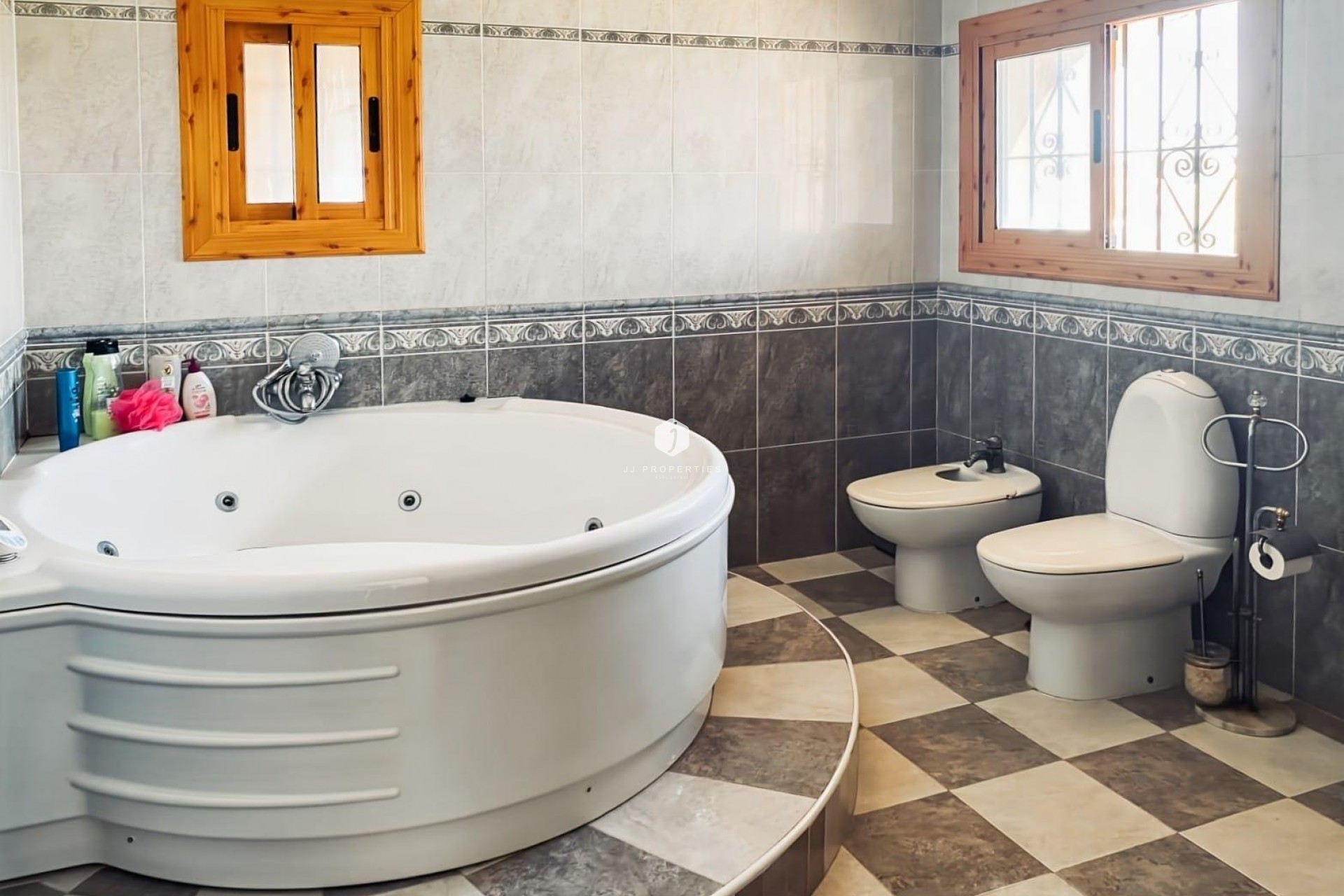 Tweedehands - Villa -
Torrevieja - Costa Blanca