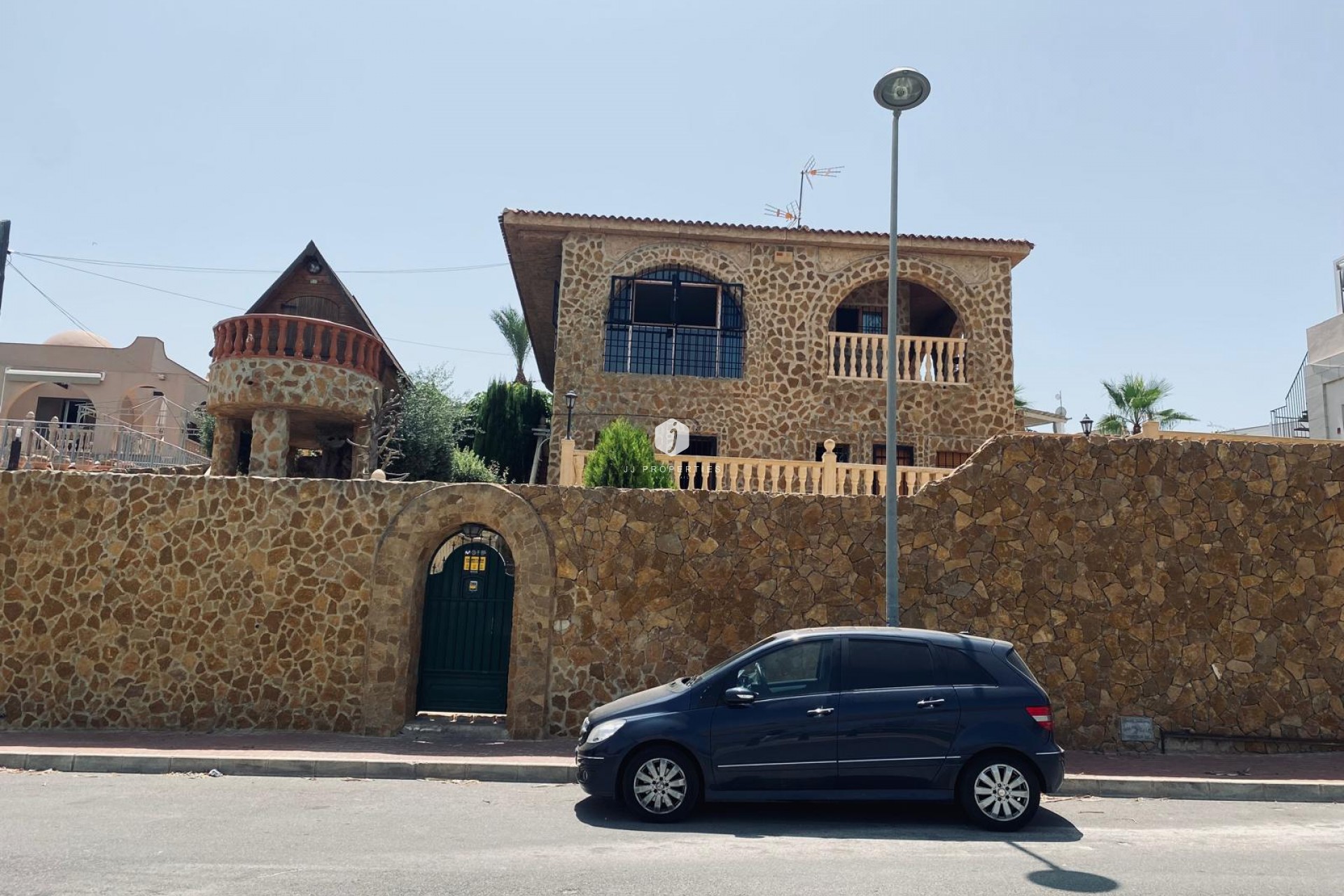Tweedehands - Villa -
Torrevieja - Costa Blanca