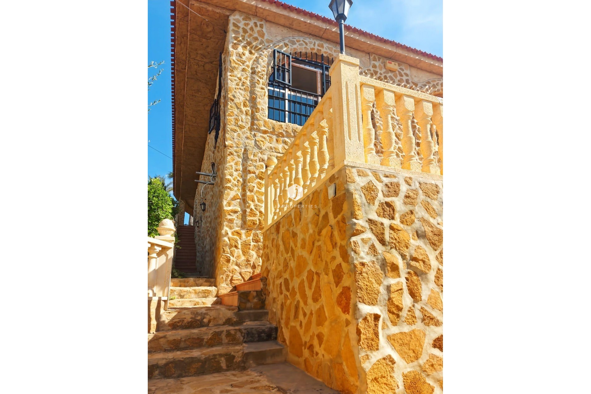 Tweedehands - Villa -
Torrevieja - Costa Blanca