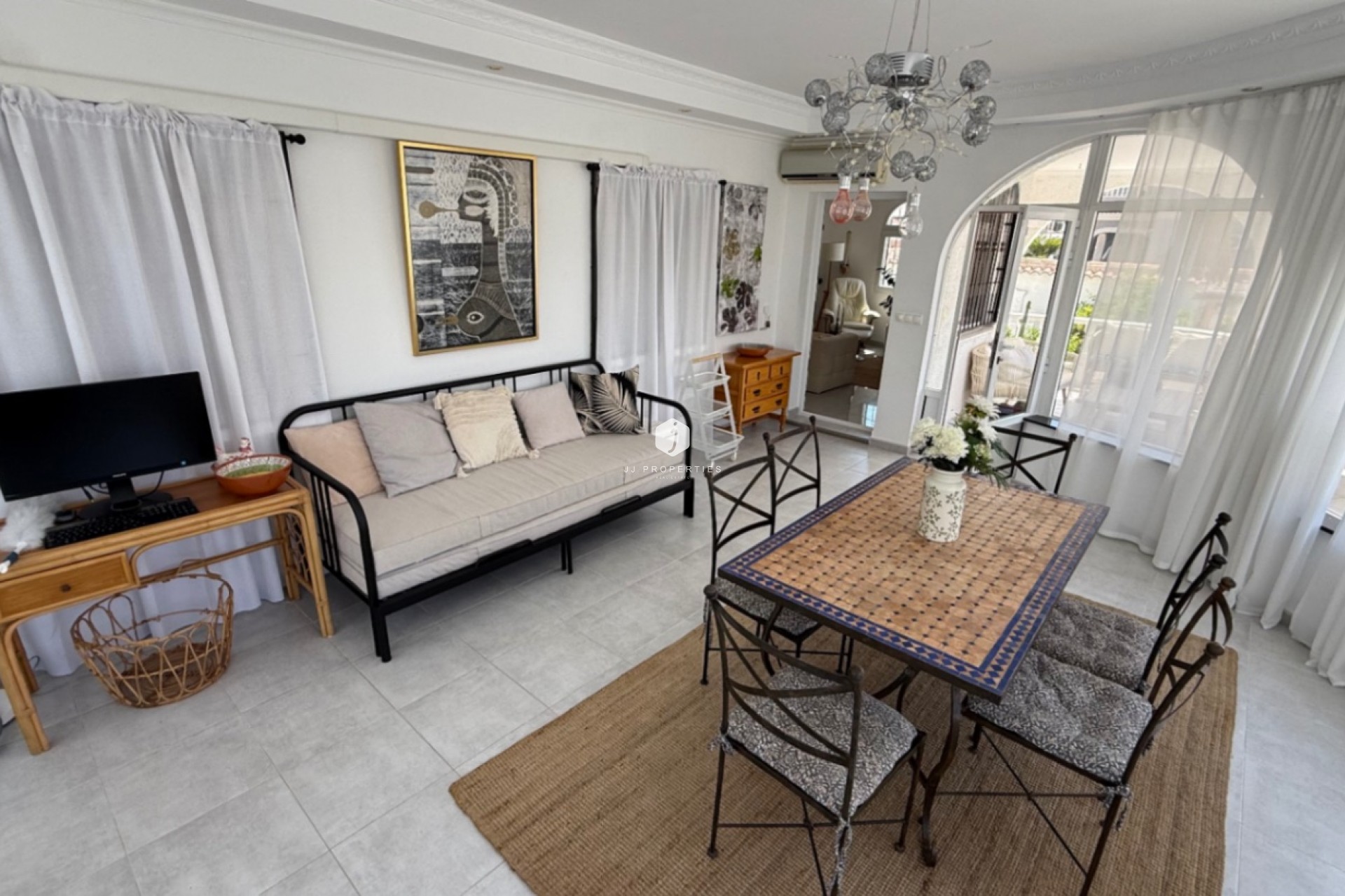 Tweedehands - Villa -
Torrevieja - Costa Blanca