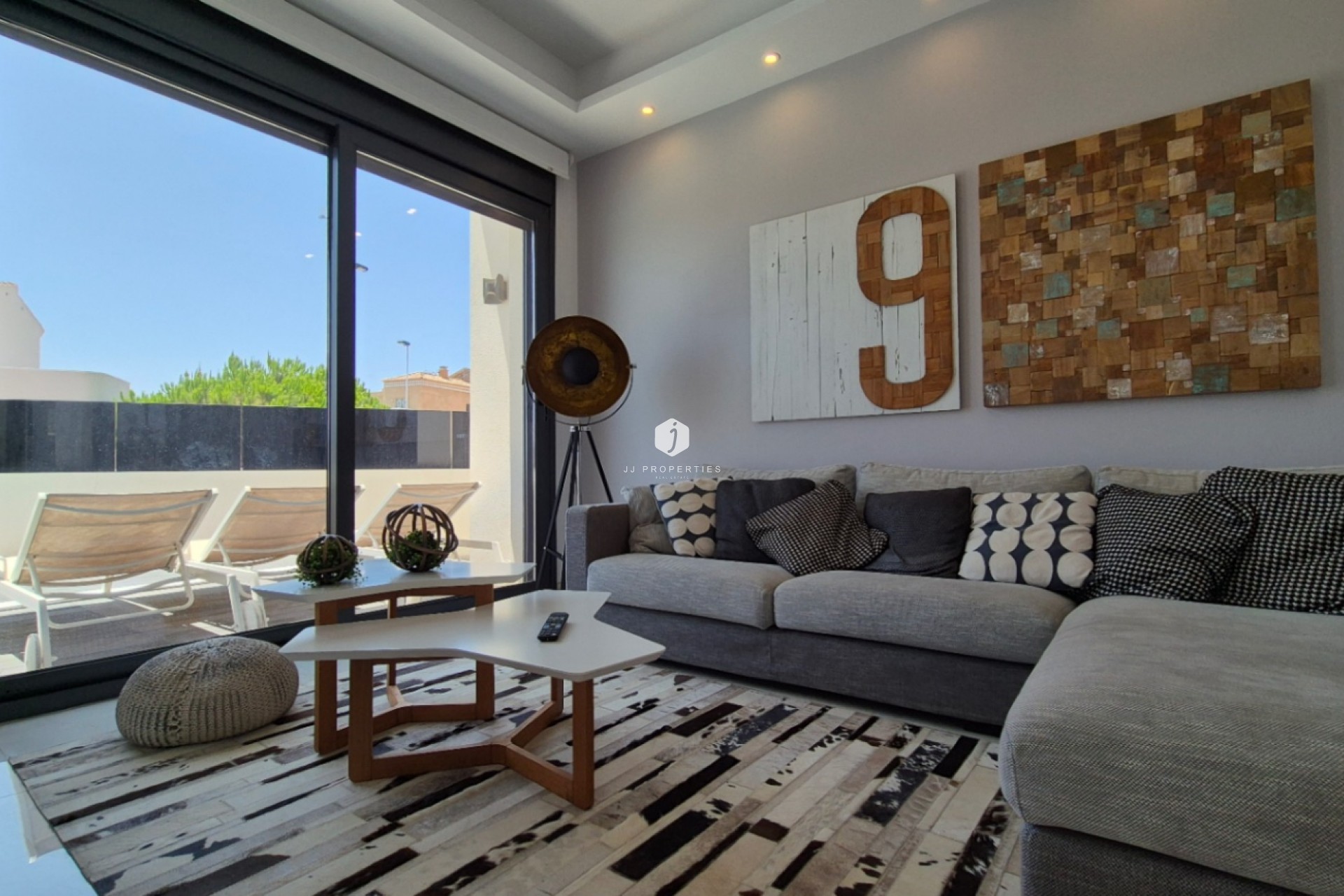 Tweedehands - Villa -
Torrevieja - Costa Blanca