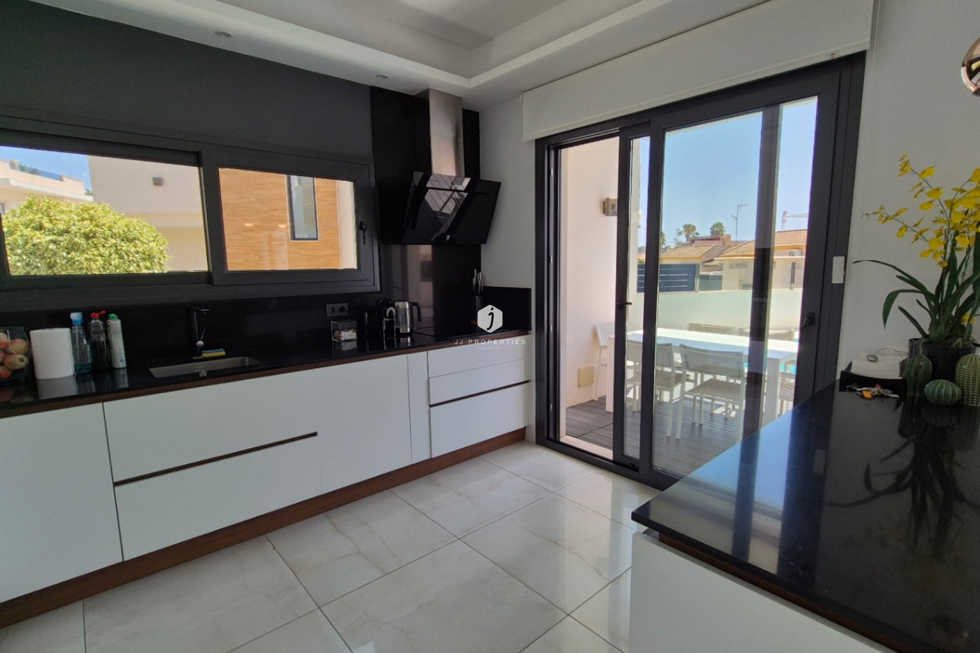 Tweedehands - Villa -
Torrevieja - Costa Blanca