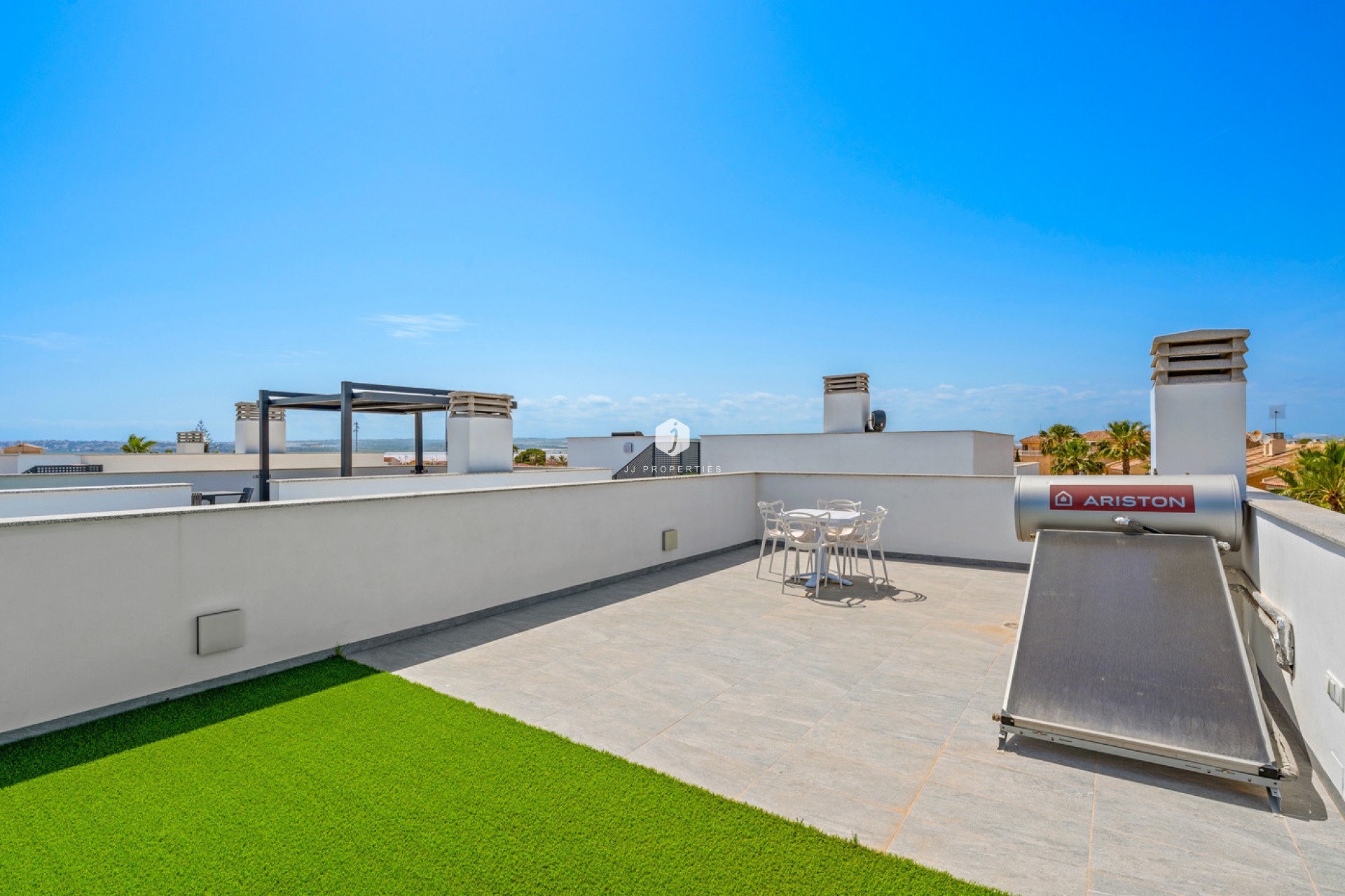 Tweedehands - Villa -
Torrevieja - Costa Blanca