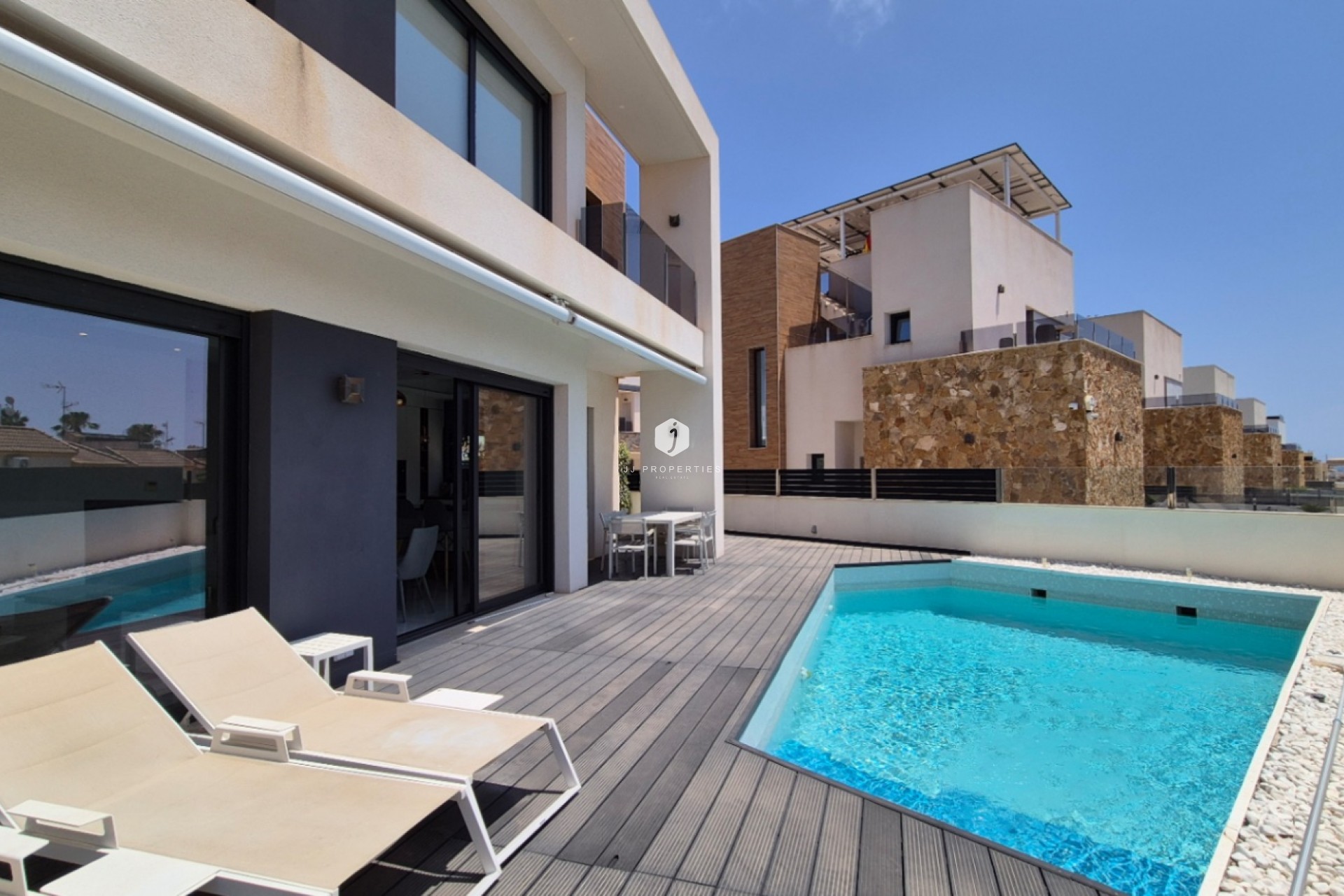 Tweedehands - Villa -
Torrevieja - Costa Blanca