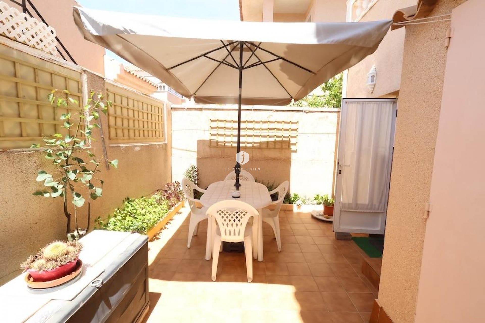 Tweedehands - Villa -
Torrevieja - Costa Blanca