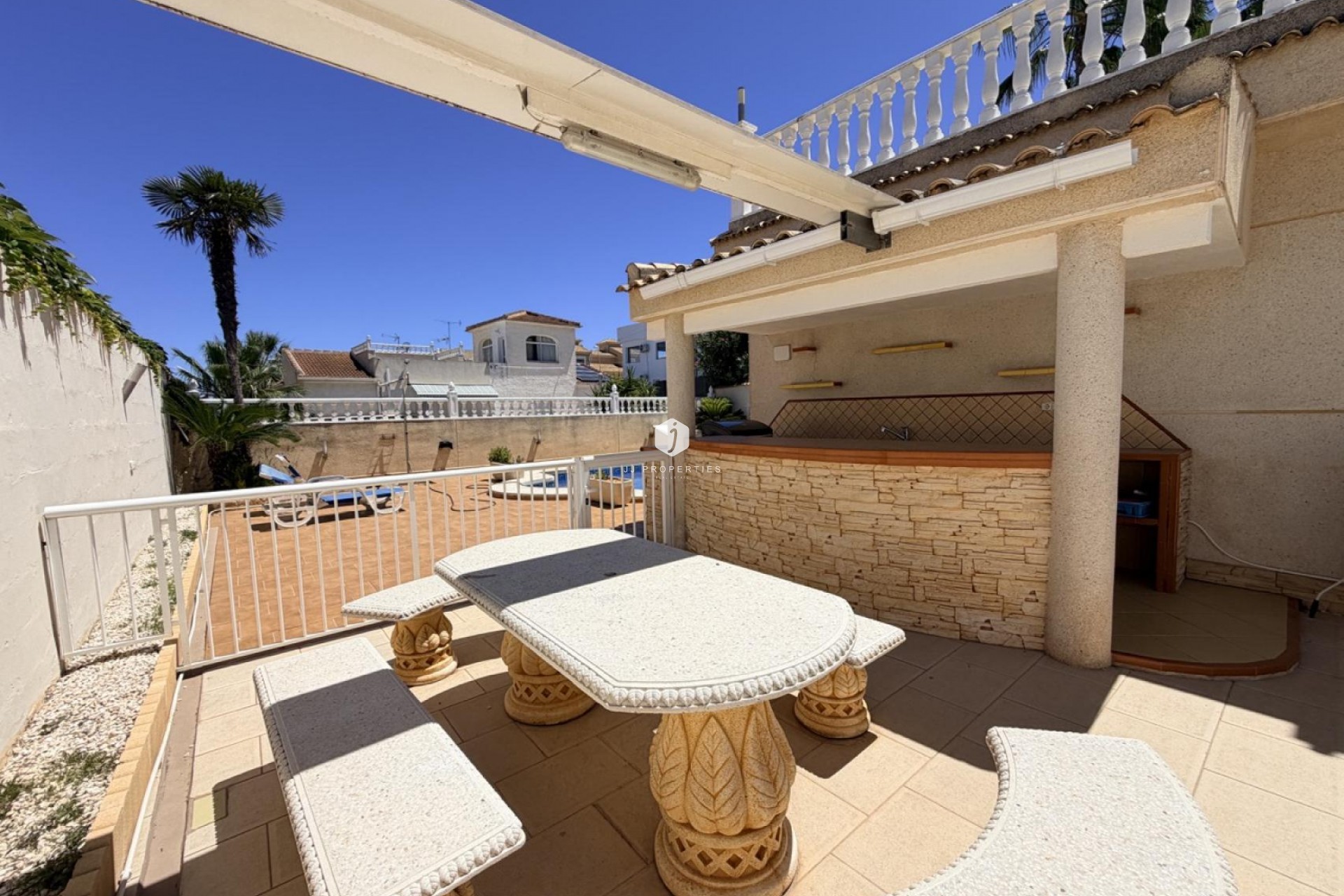 Tweedehands - Villa -
Torrevieja - Costa Blanca