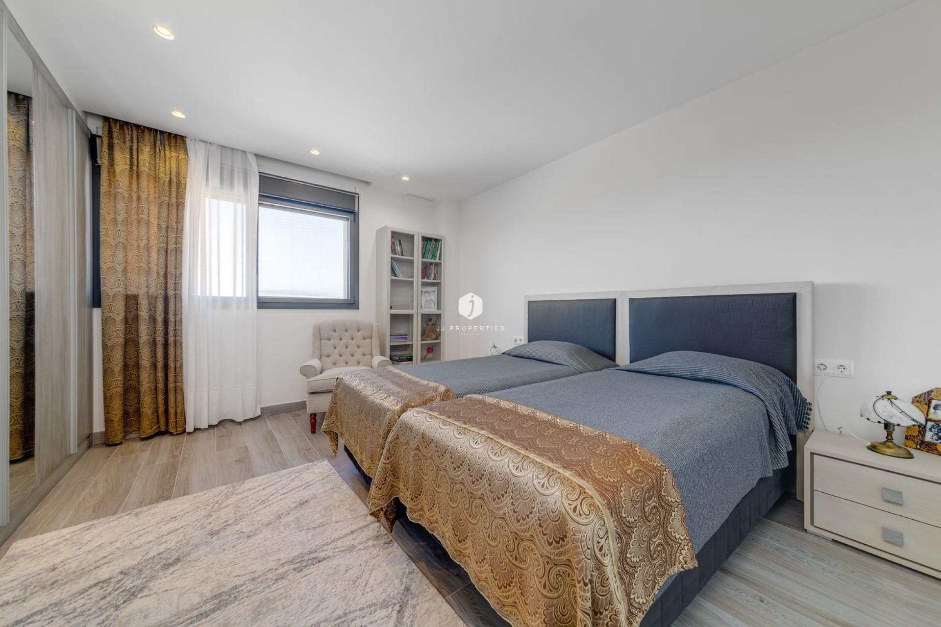 Tweedehands - Villa -
Torrevieja - Costa Blanca