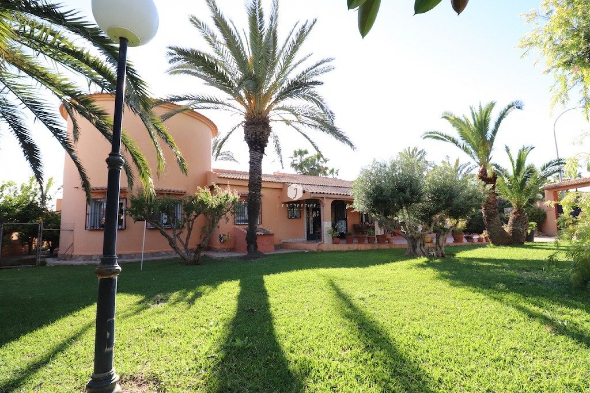 Tweedehands - Villa -
Torrevieja - Costa Blanca