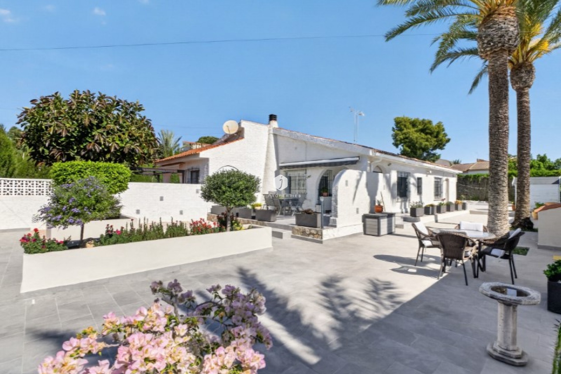 Tweedehands - Villa -
Torrevieja - Costa Blanca