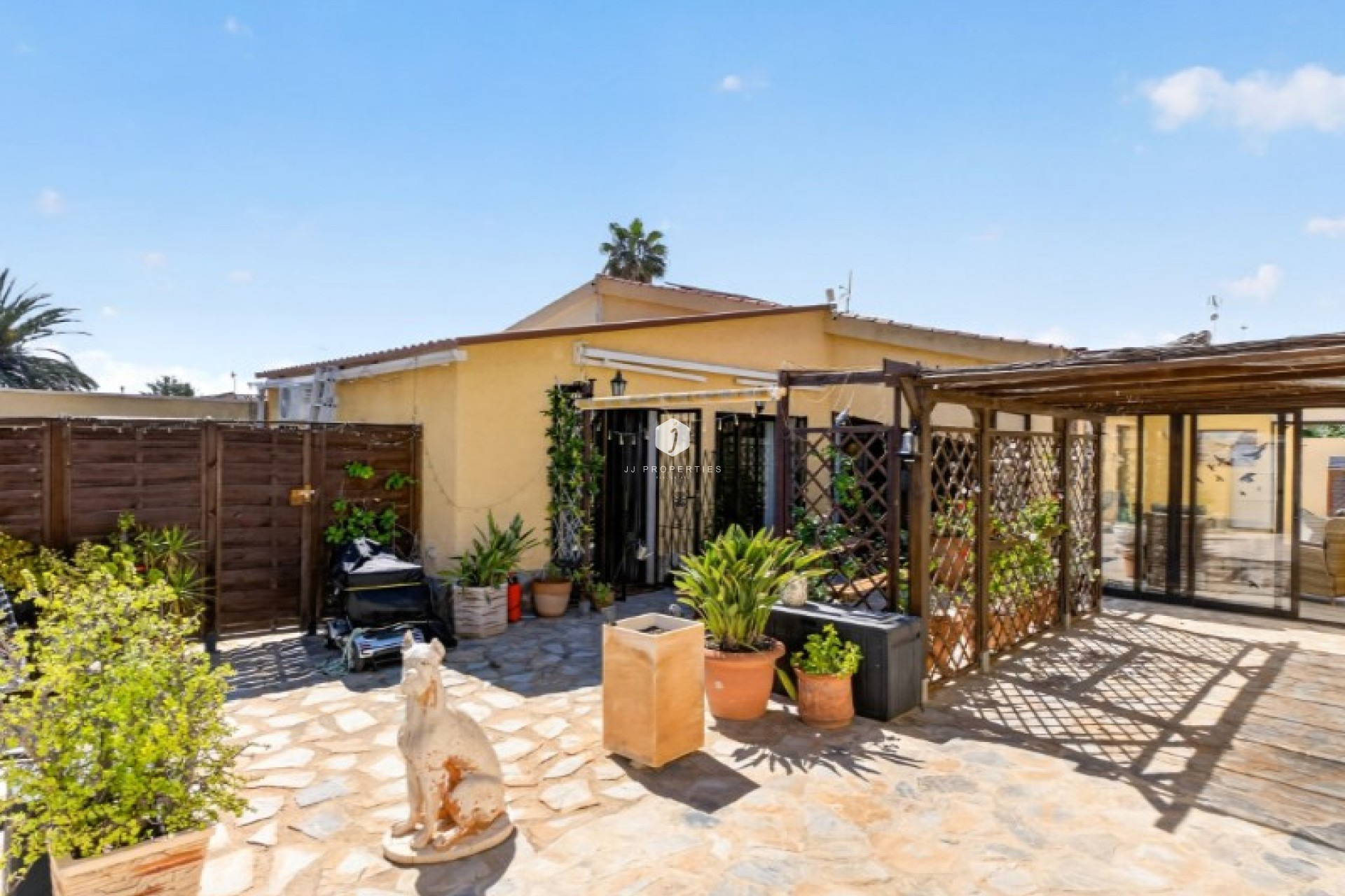 Tweedehands - Villa -
Torrevieja - Costa Blanca