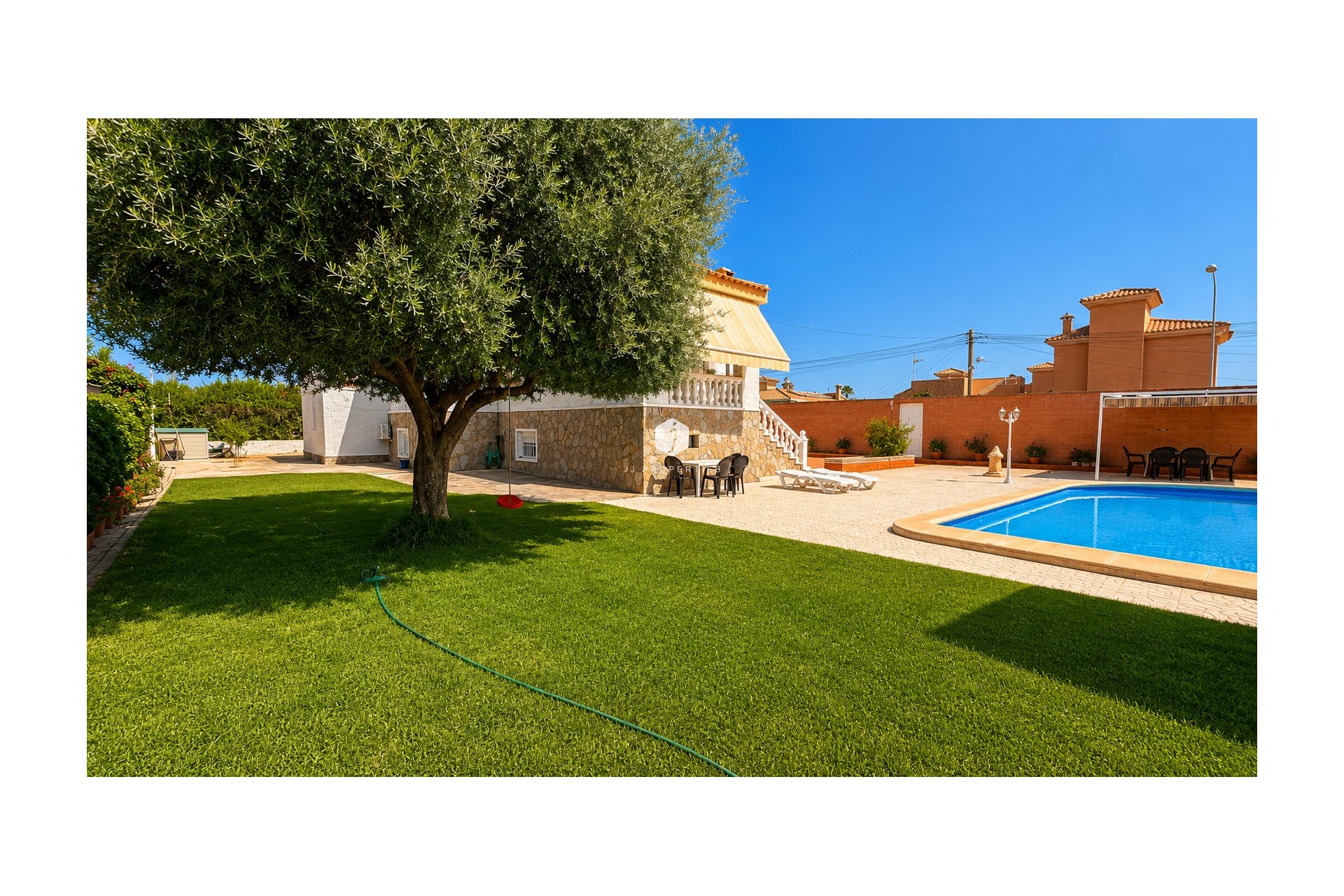 Tweedehands - Villa -
Torrevieja - Costa Blanca