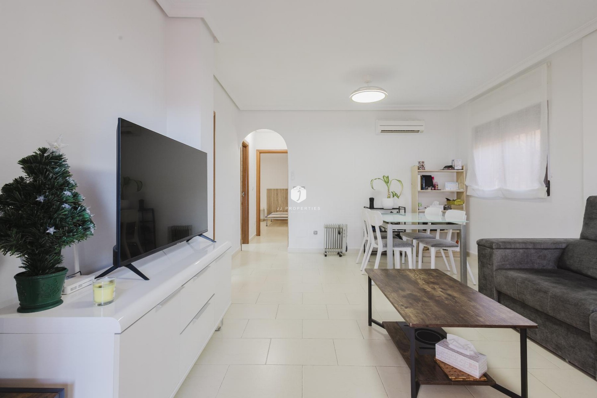 Tweedehands - Villa -
Torrevieja - Costa Blanca