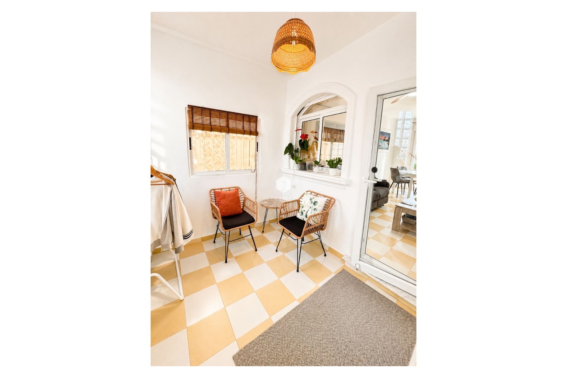 Tweedehands - Villa -
Torrevieja - Costa Blanca
