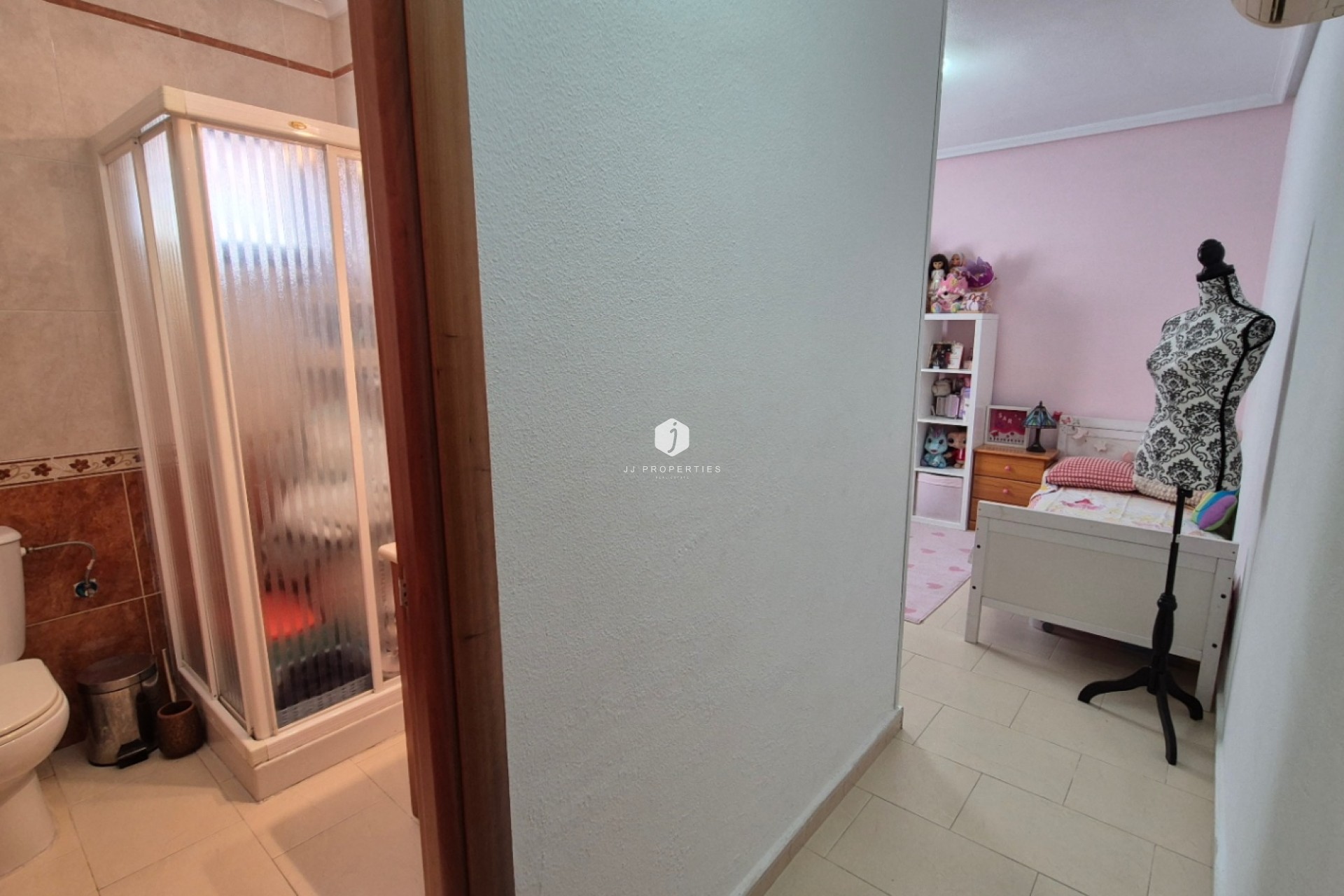 Tweedehands - Villa -
Torrevieja - Costa Blanca