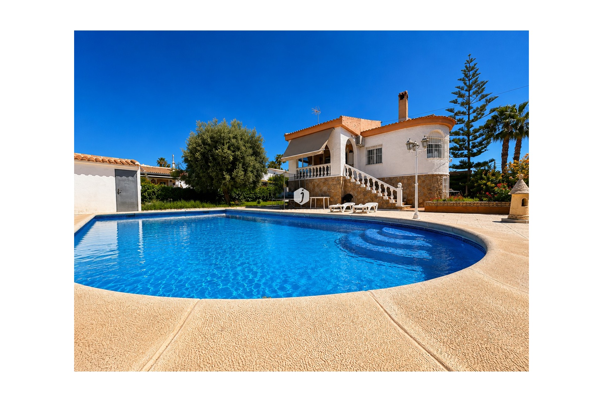 Tweedehands - Villa -
Torrevieja - Costa Blanca