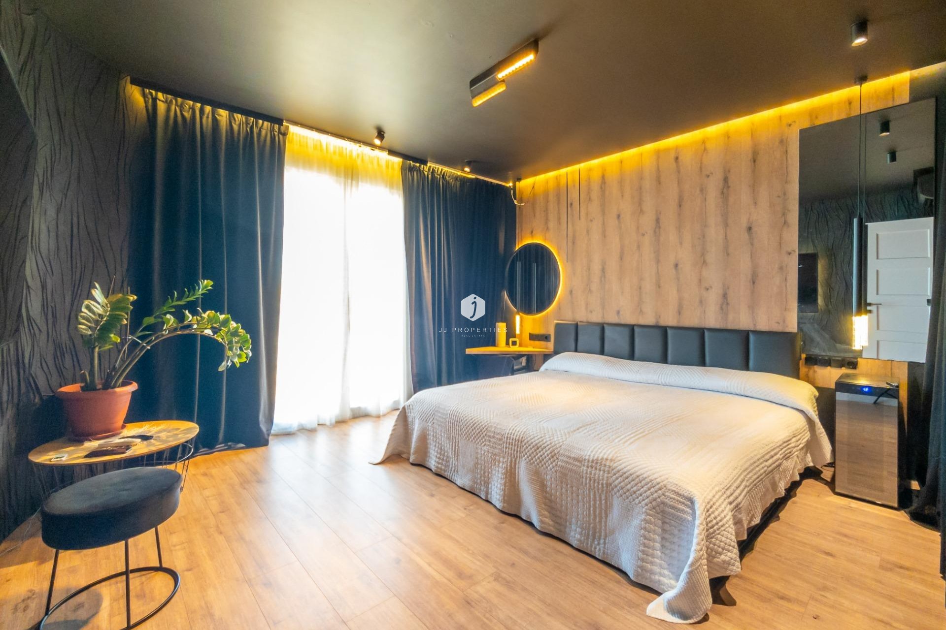 Tweedehands - Villa -
Torrevieja - El chaparral