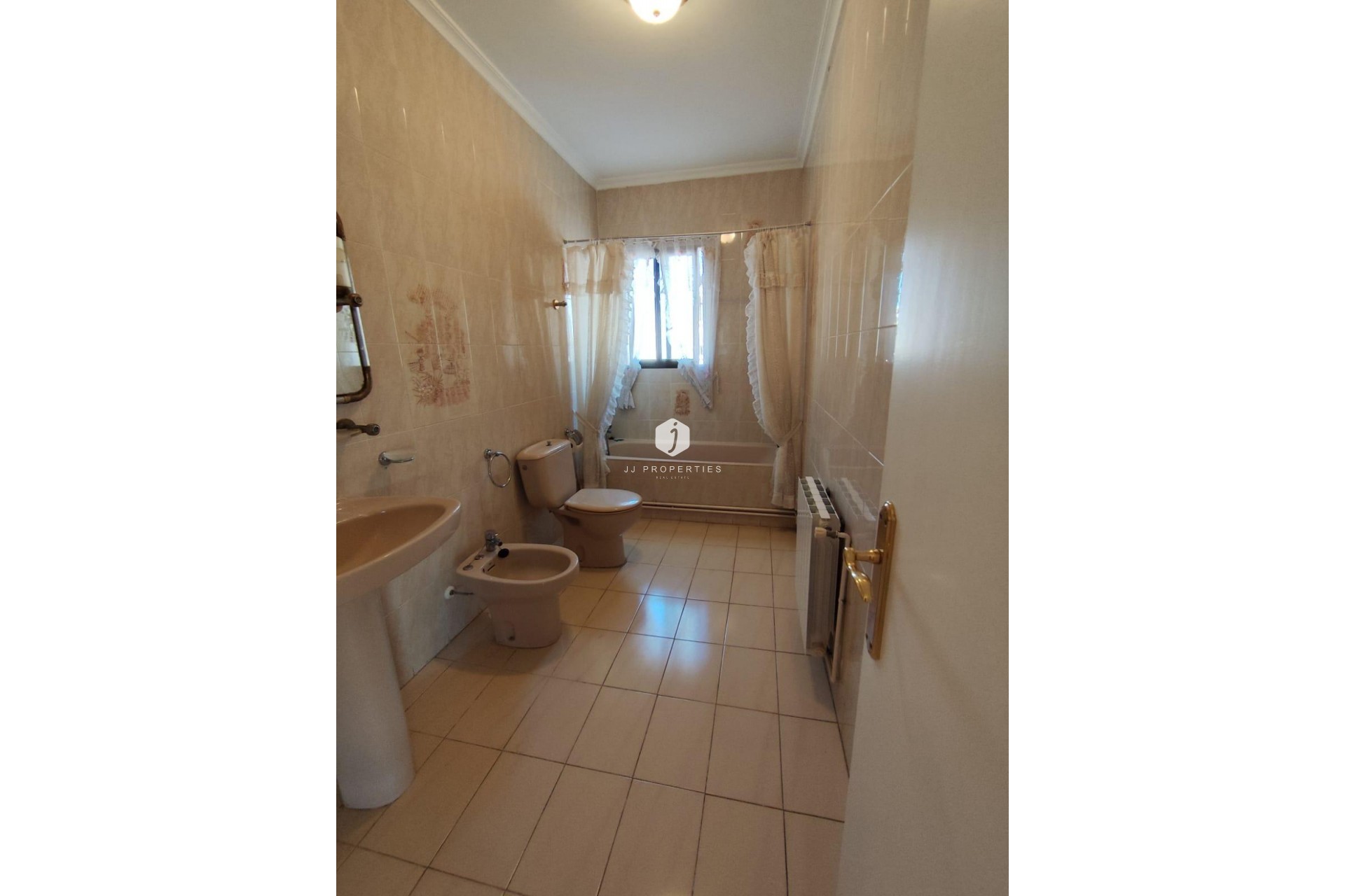 Tweedehands - Villa -
Torrevieja - Estacion de autobuses