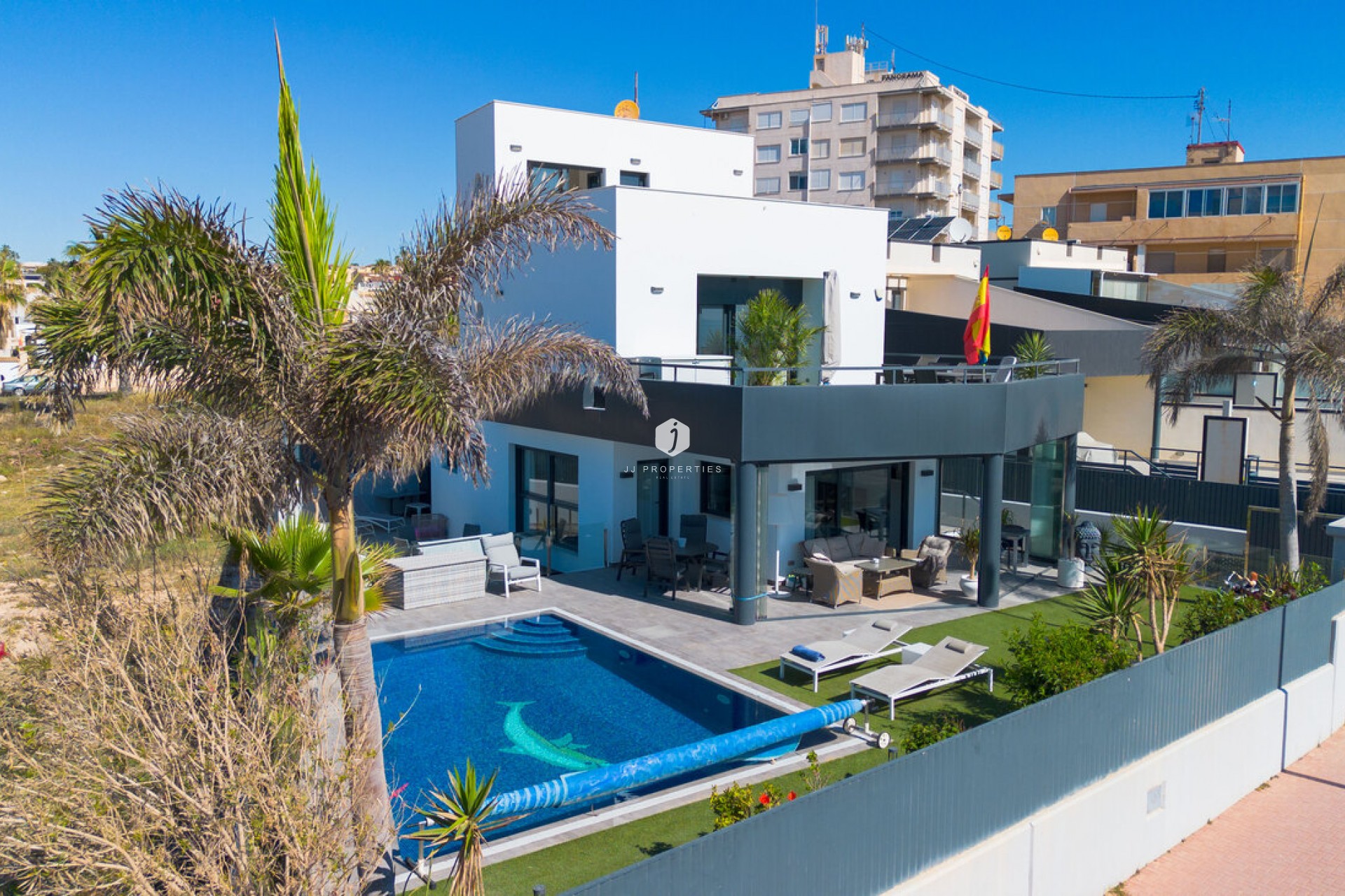 Tweedehands - Villa -
Torrevieja - Rosaleda